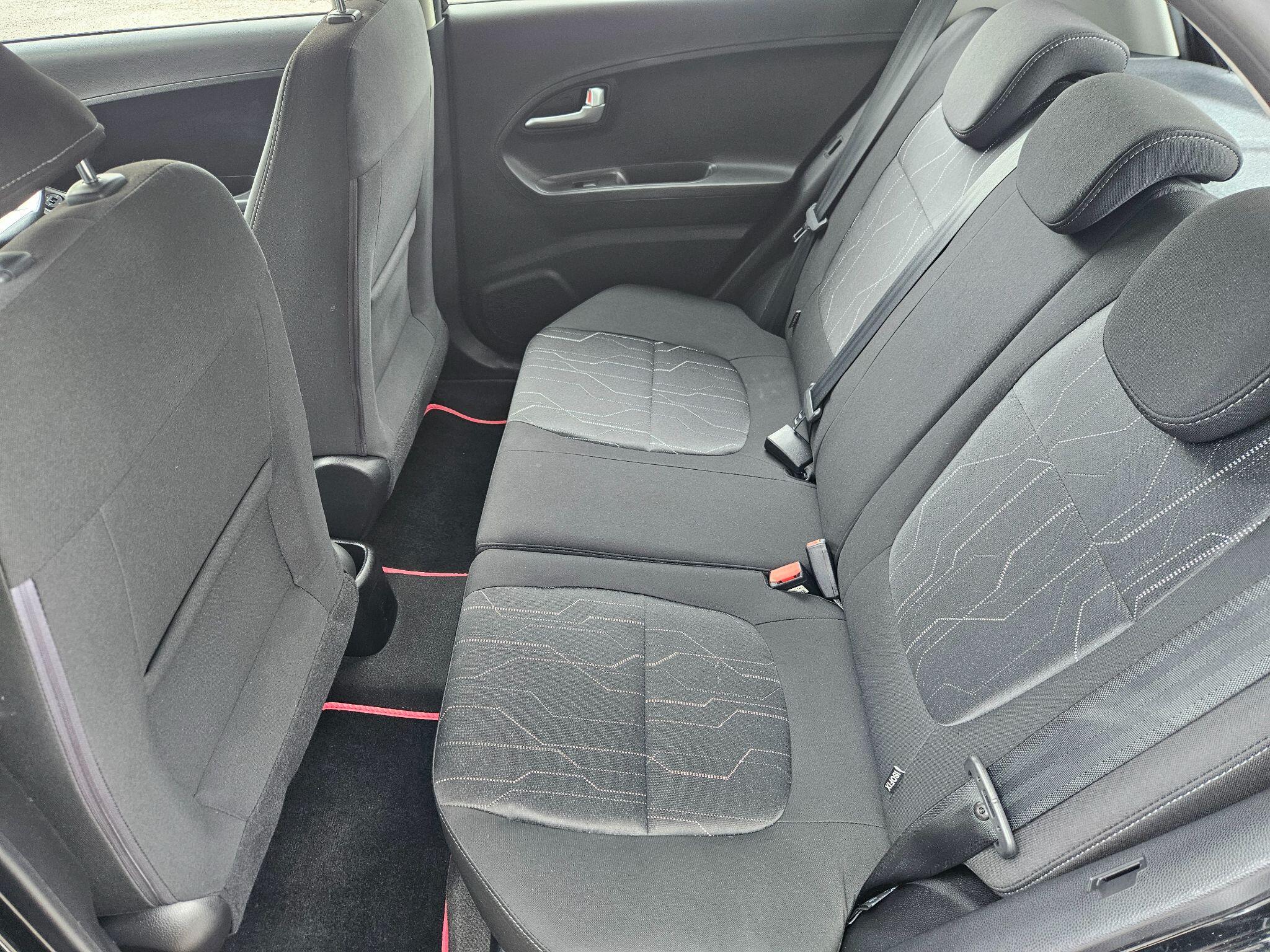 2016 Kia Picanto image 32