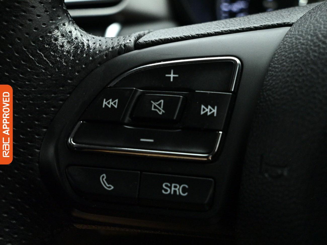 MG MG5 view 22