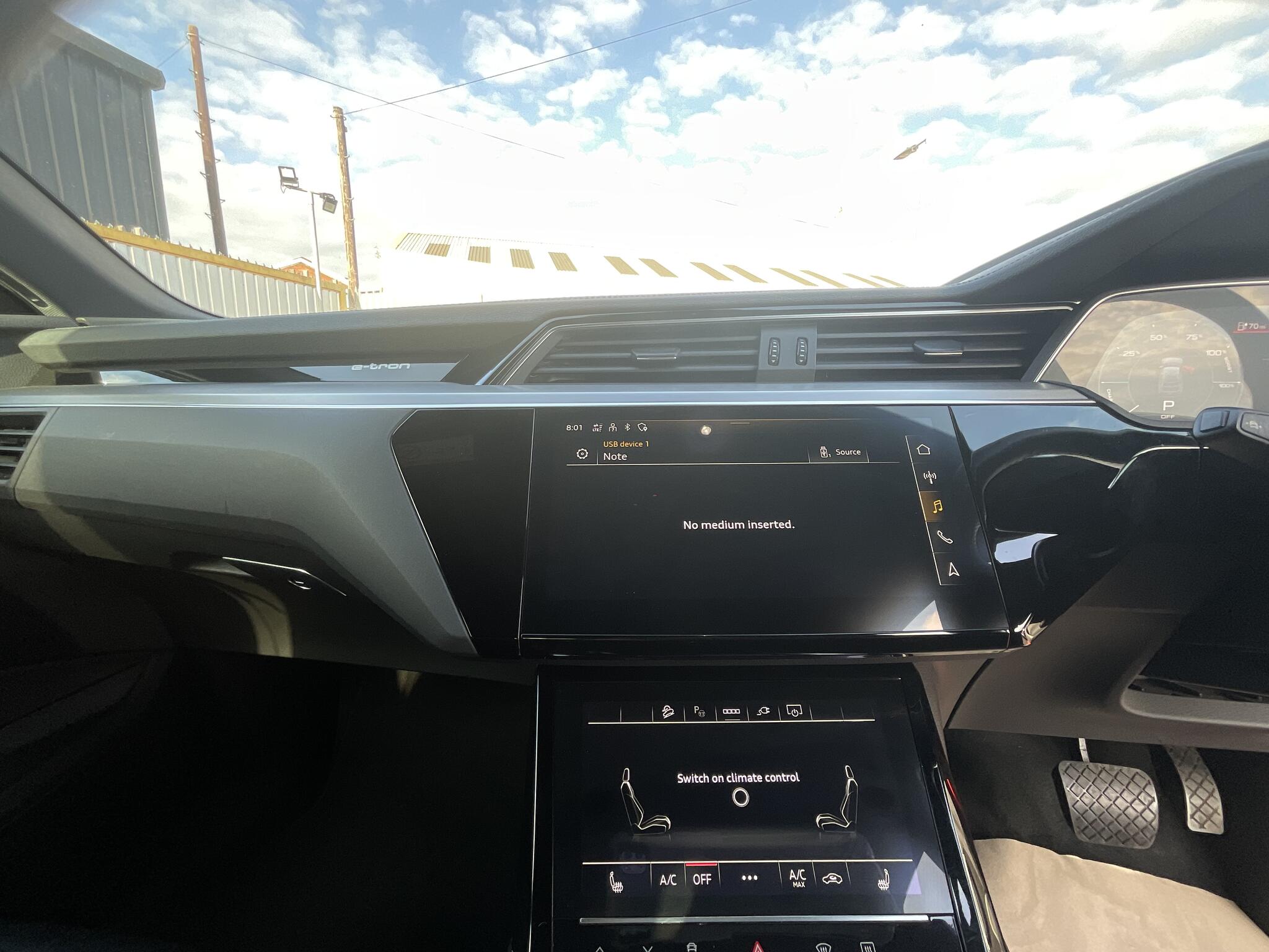 Audi E-Tron view 25