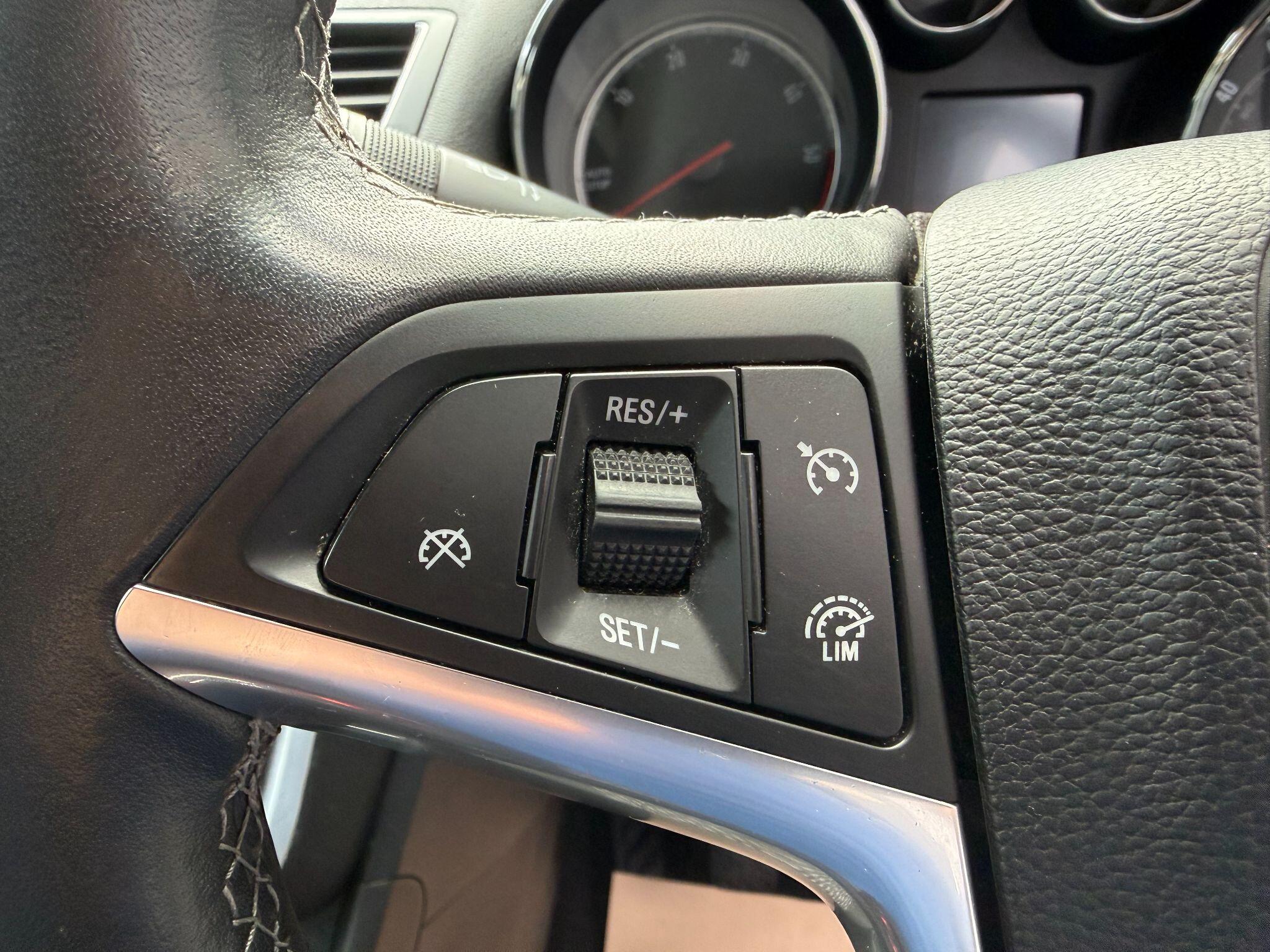 Vauxhall Mokka view 33