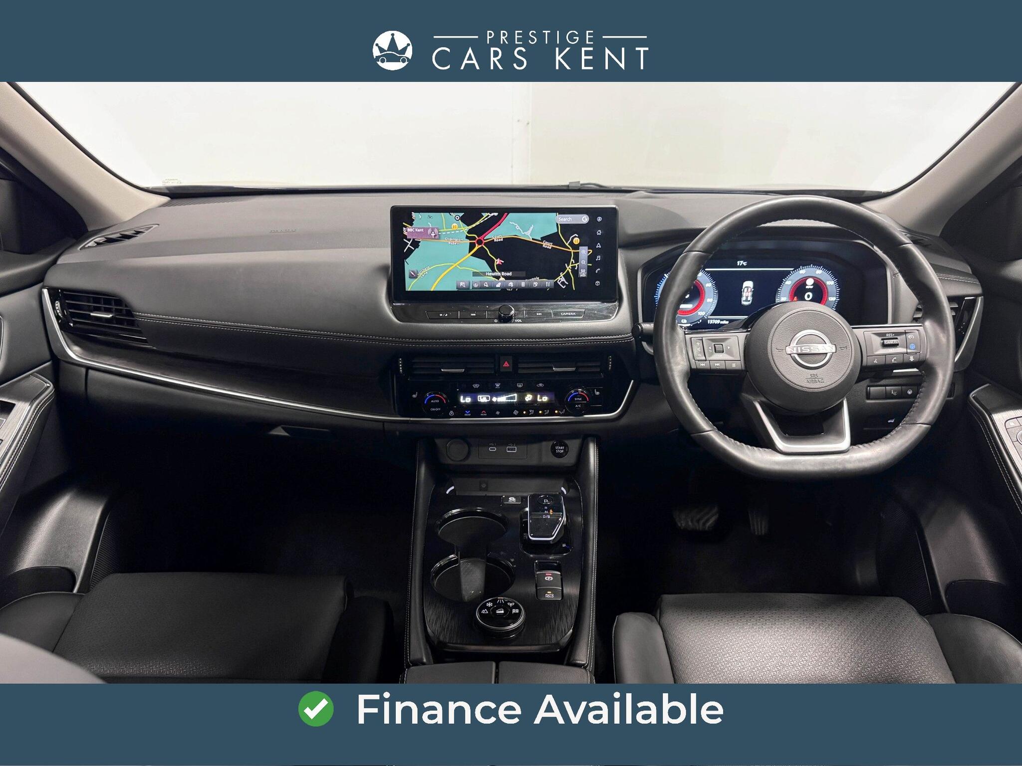 Nissan X-Trail view 2