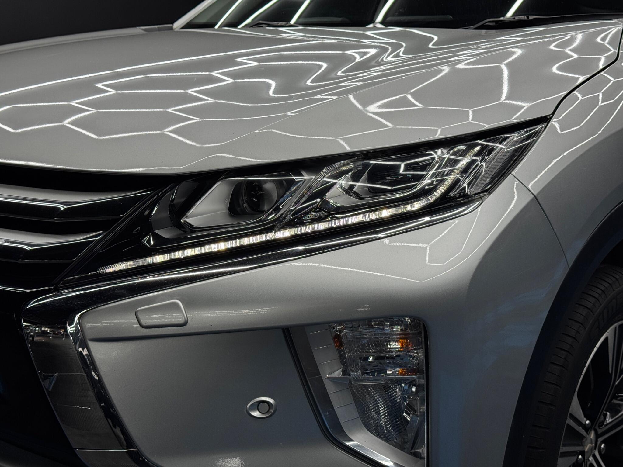 Mitsubishi Eclipse Cross view 43