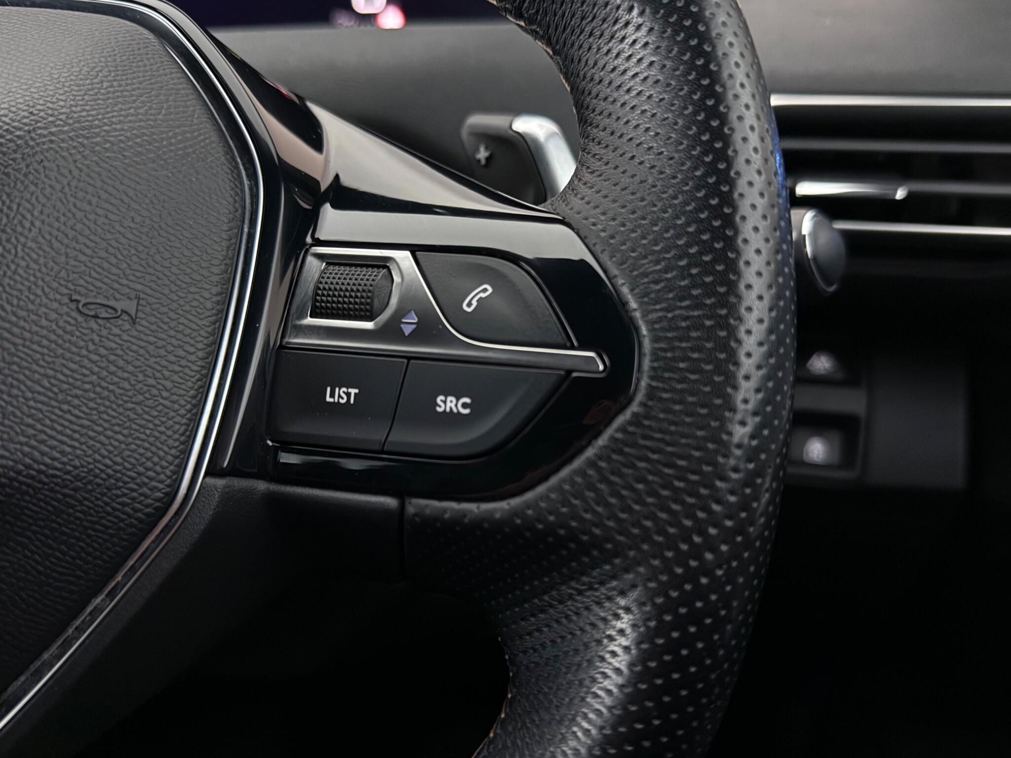 Peugeot 5008 view 16