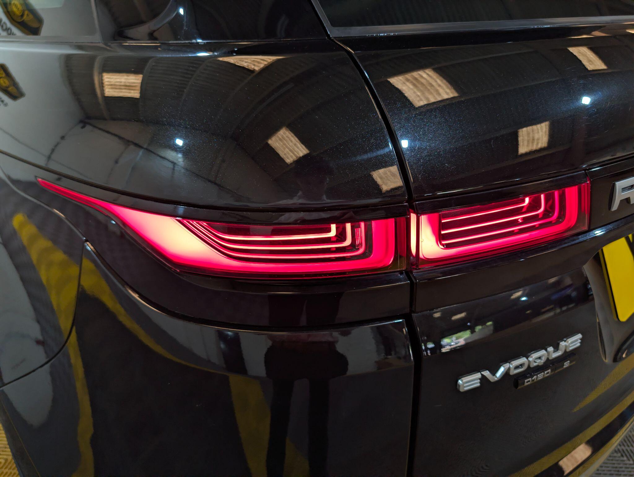 Land Rover Range Rover Evoque view 52