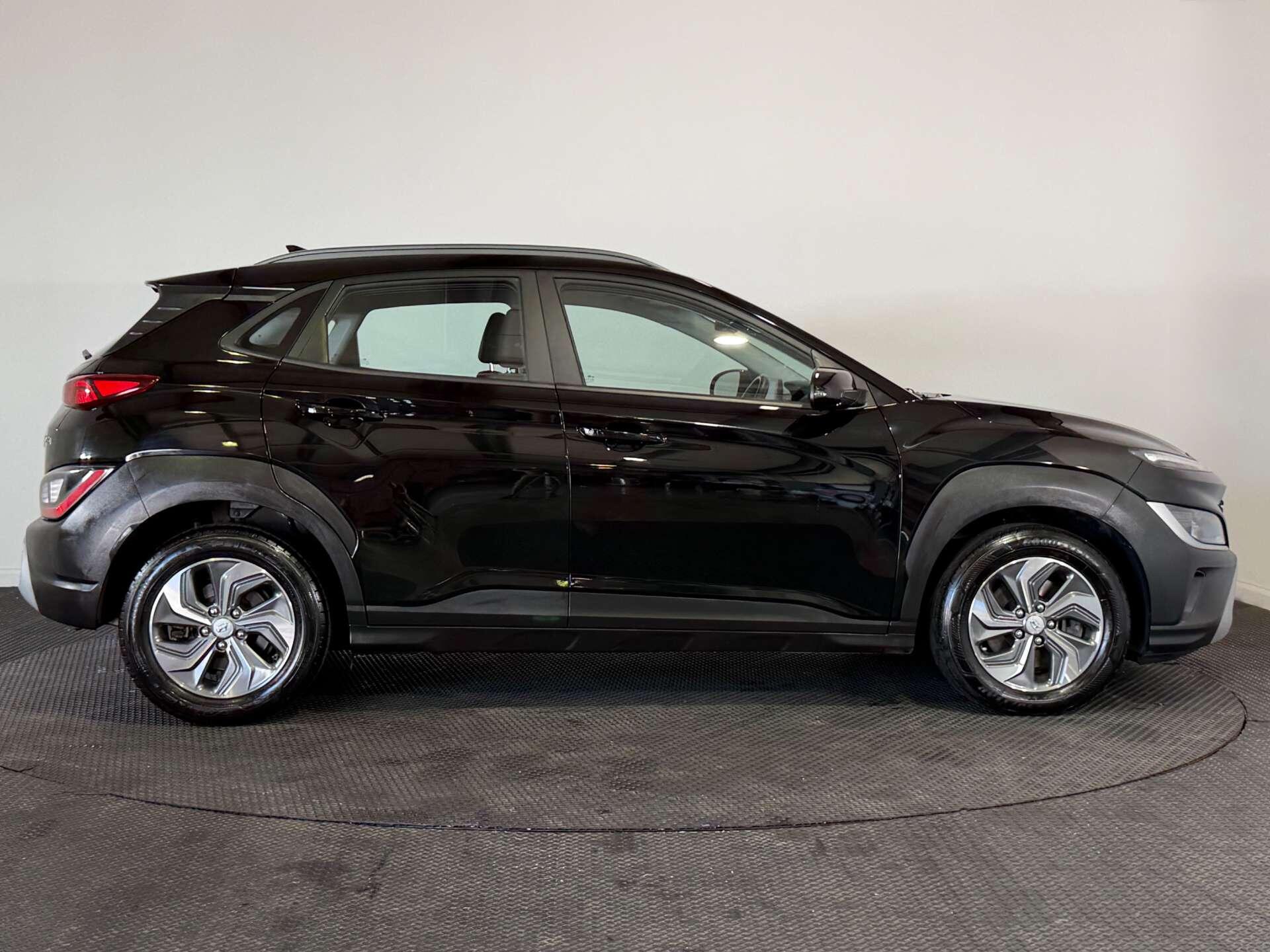 Hyundai Kona view 8