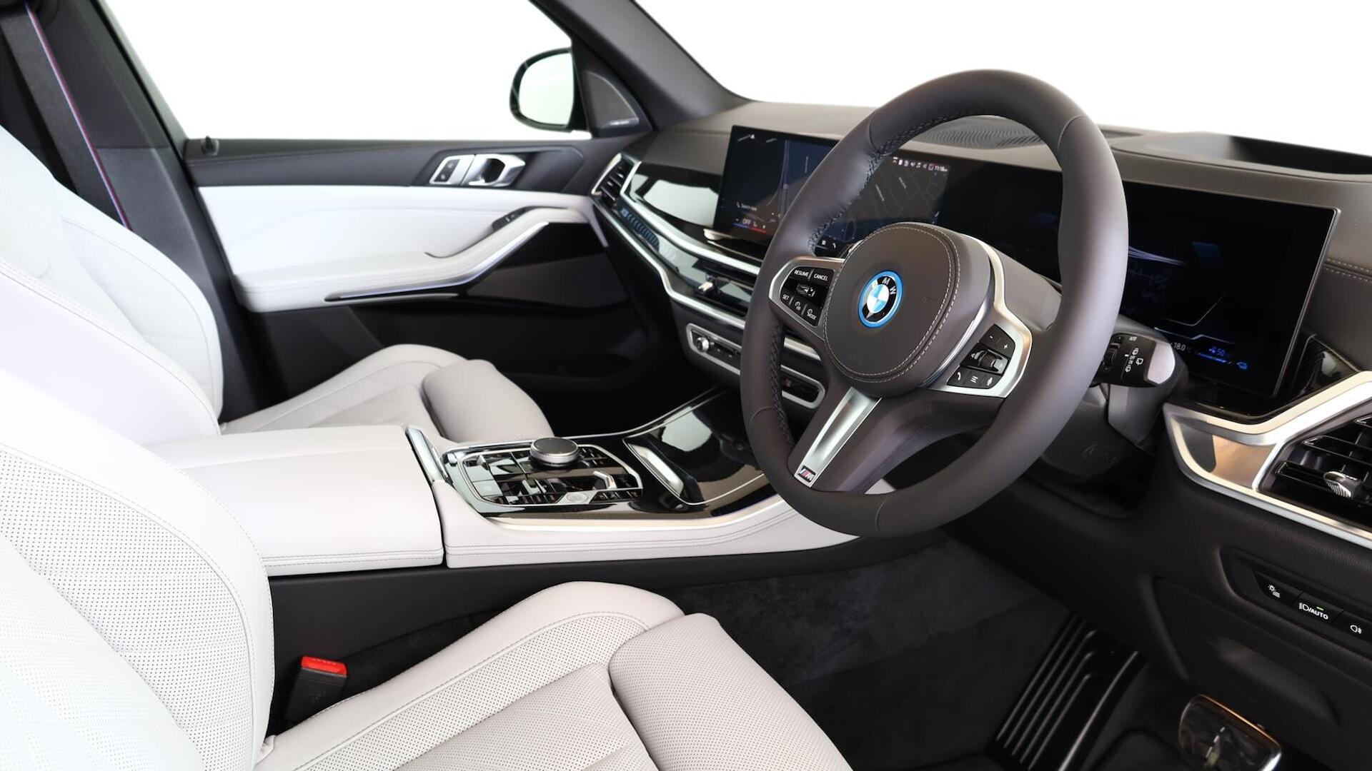 BMW X5 view 6