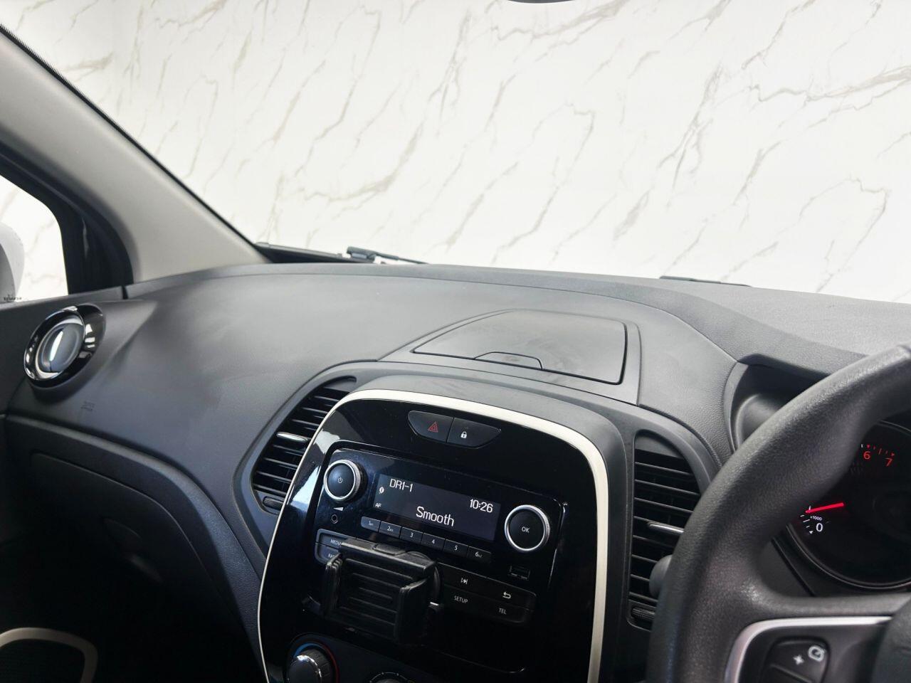 Renault Captur view 16