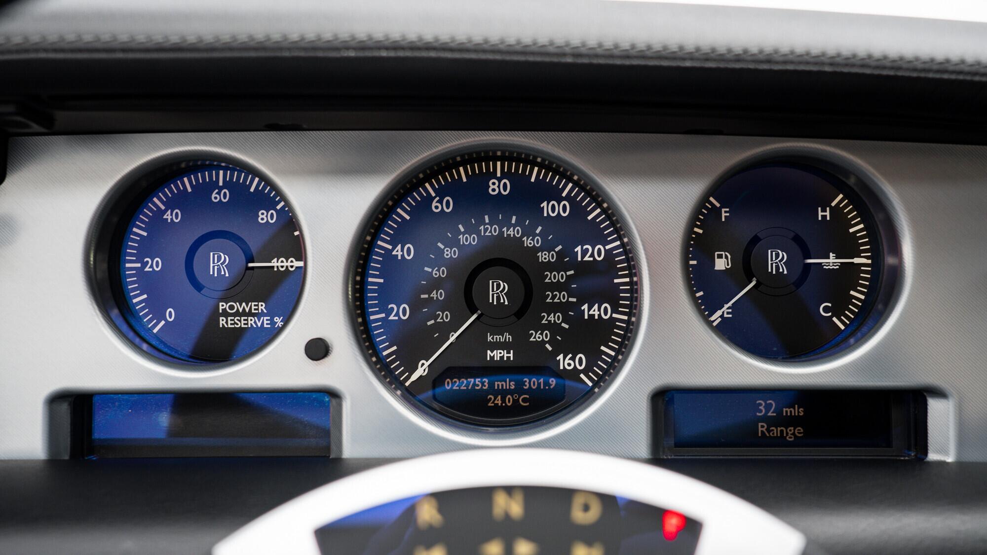 Rolls-Royce Phantom view 49