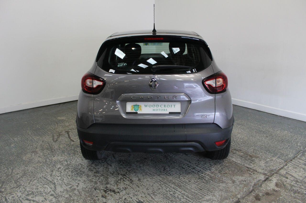 Renault Captur view 14