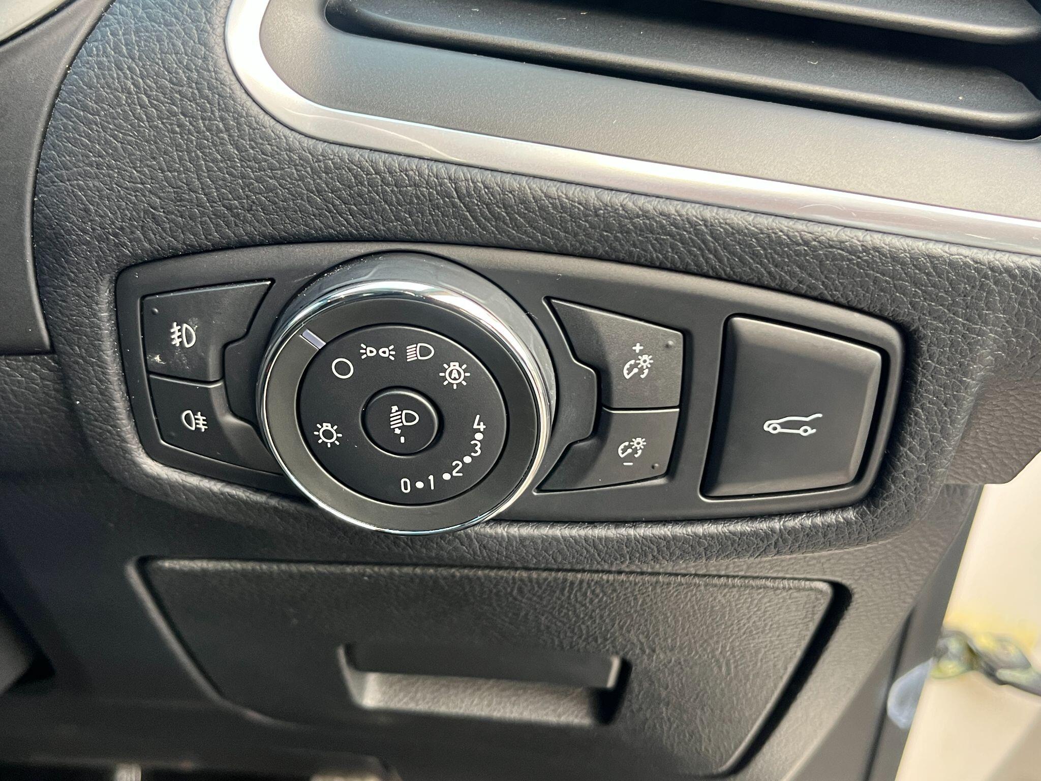 2018 Ford Edge 2.0 TDCi ST-Line Powershift AWD Euro 6 (s/s) 5dr • 109,551 miles image 19