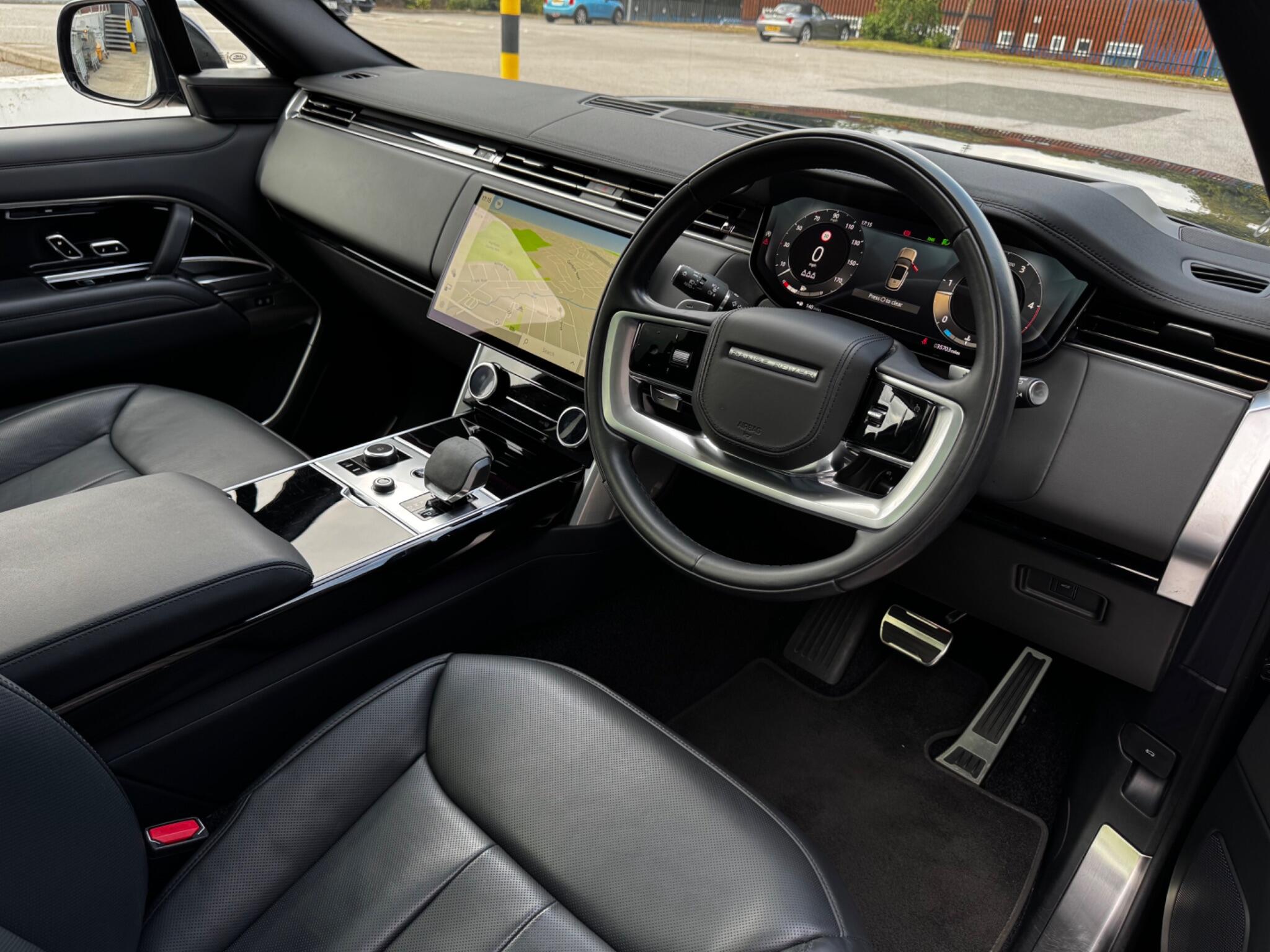 Land Rover Range Rover view 75