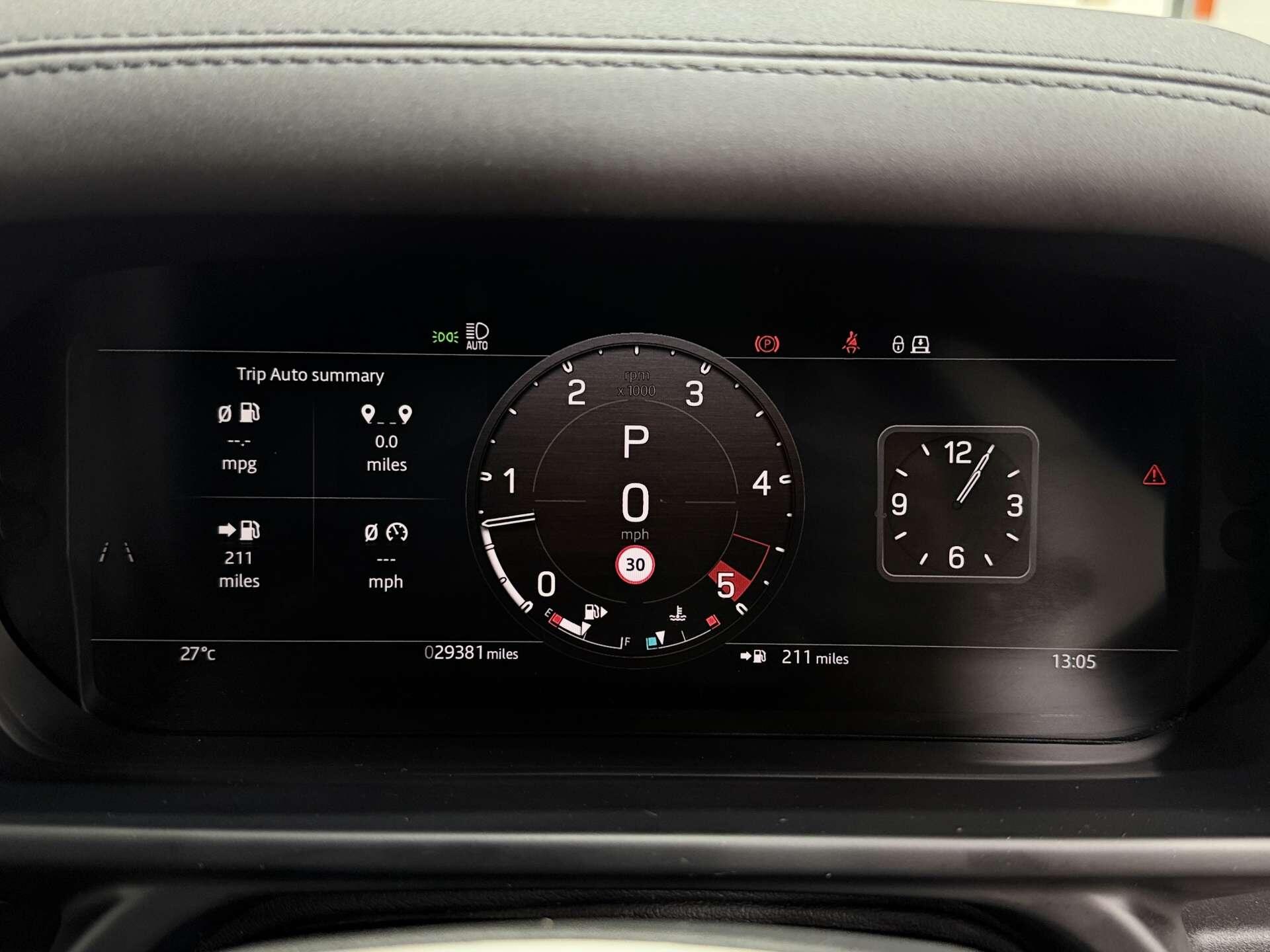 Land Rover Defender view 23