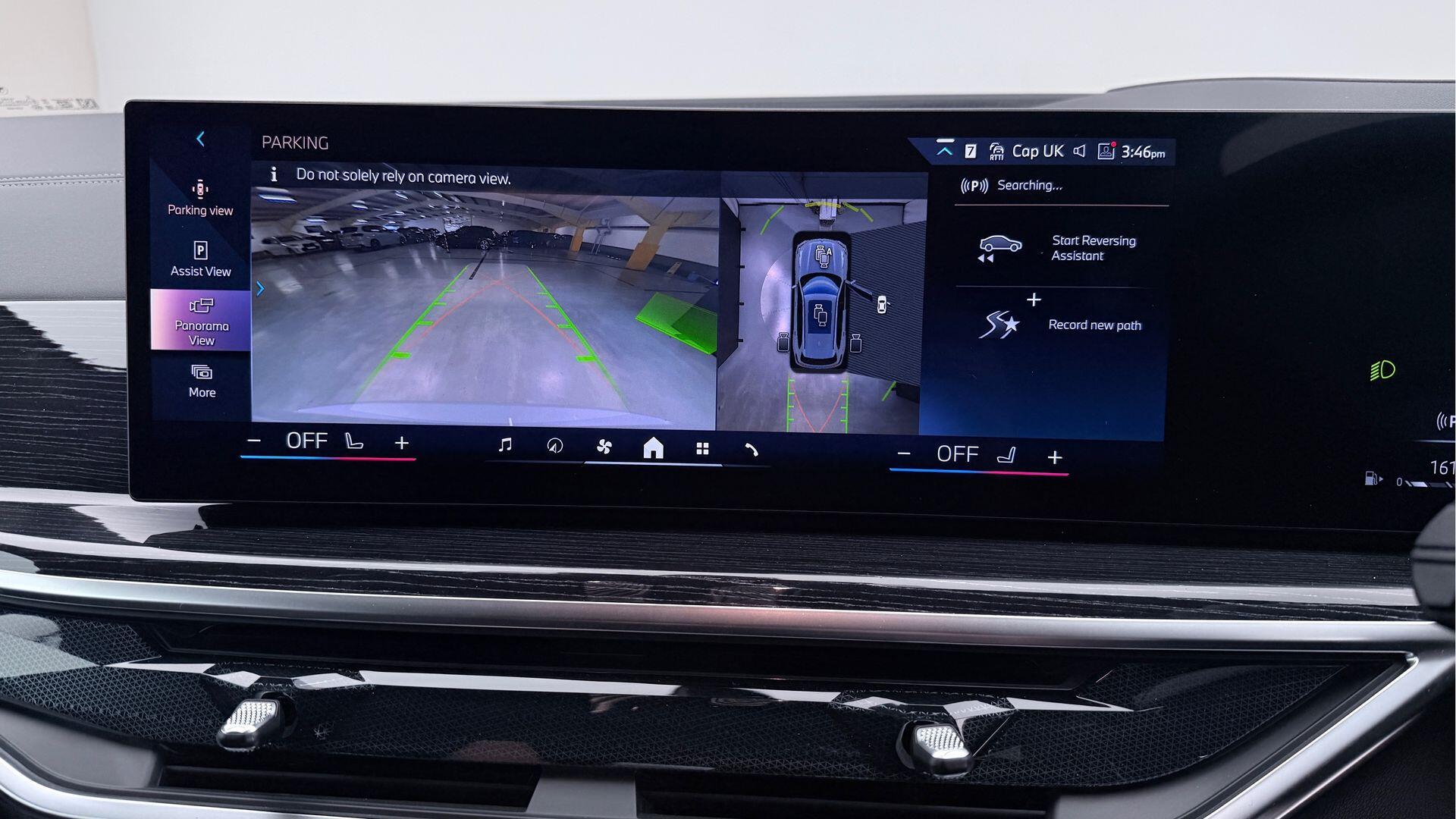 BMW X5 view 24
