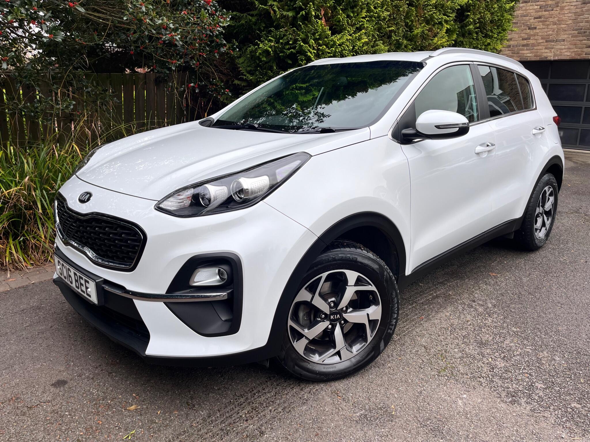 Kia Sportage view 3