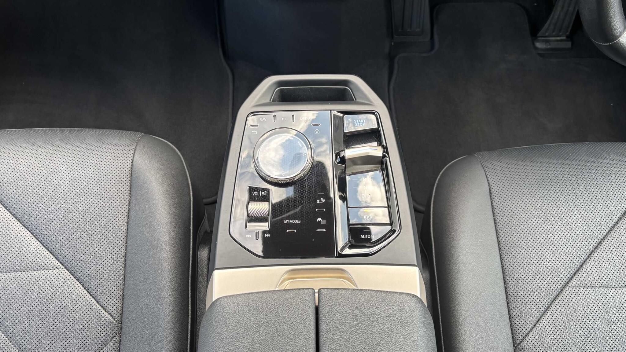 BMW iX view 15