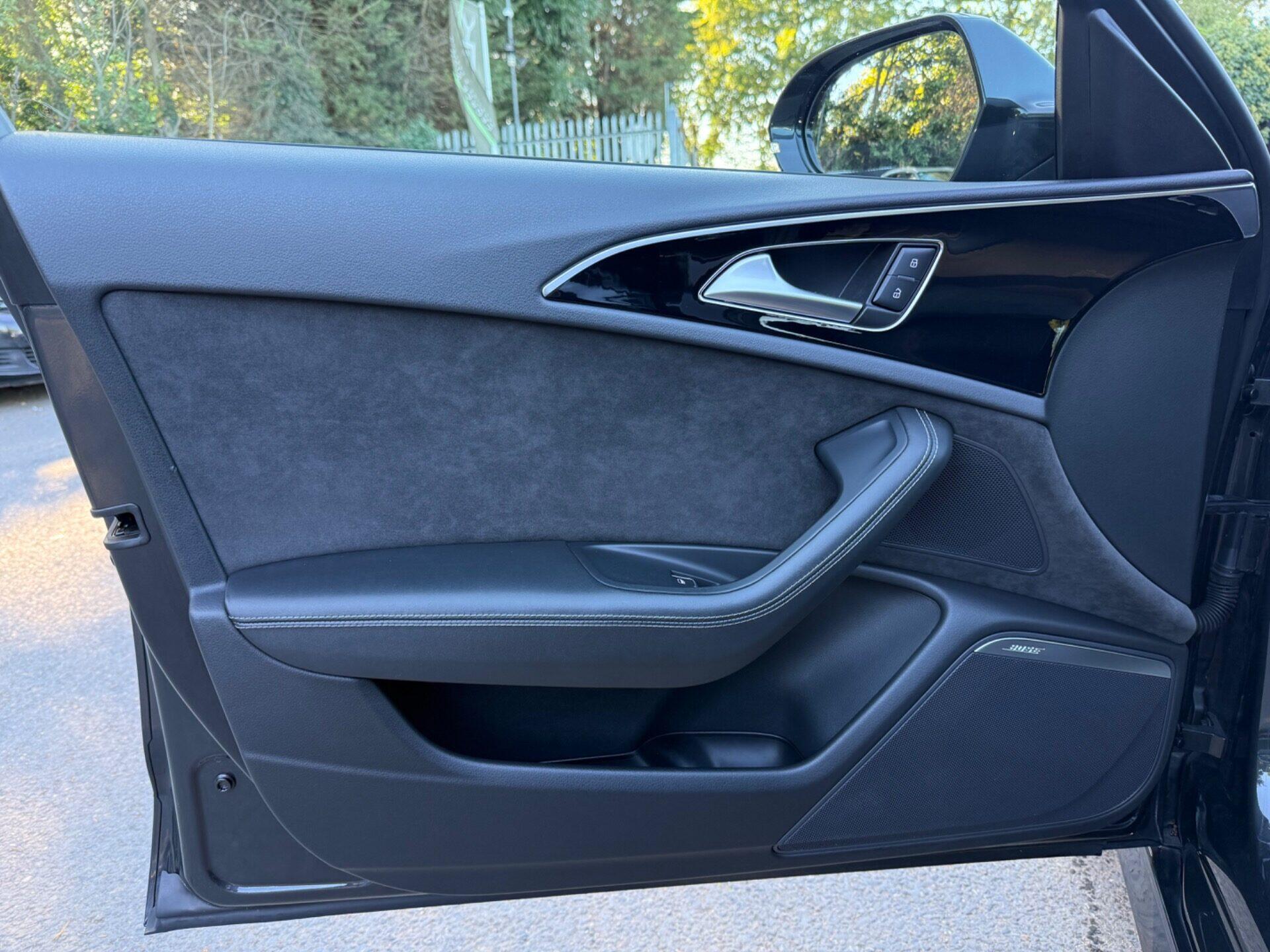 Audi A6 view 24