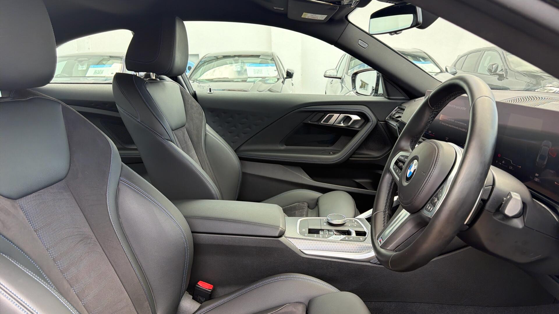 BMW 2 Series view 12
