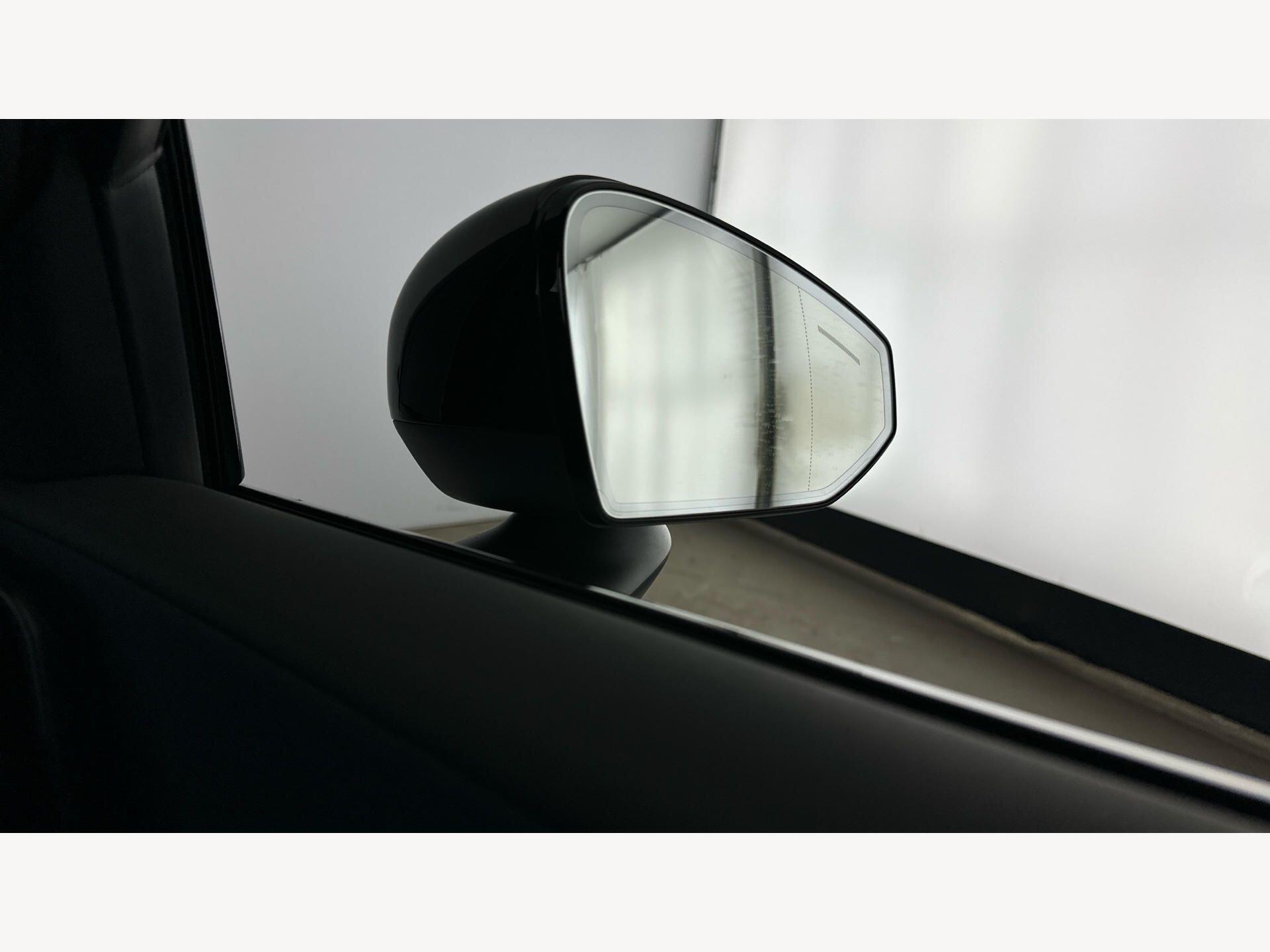 Volvo Ex30 view 22