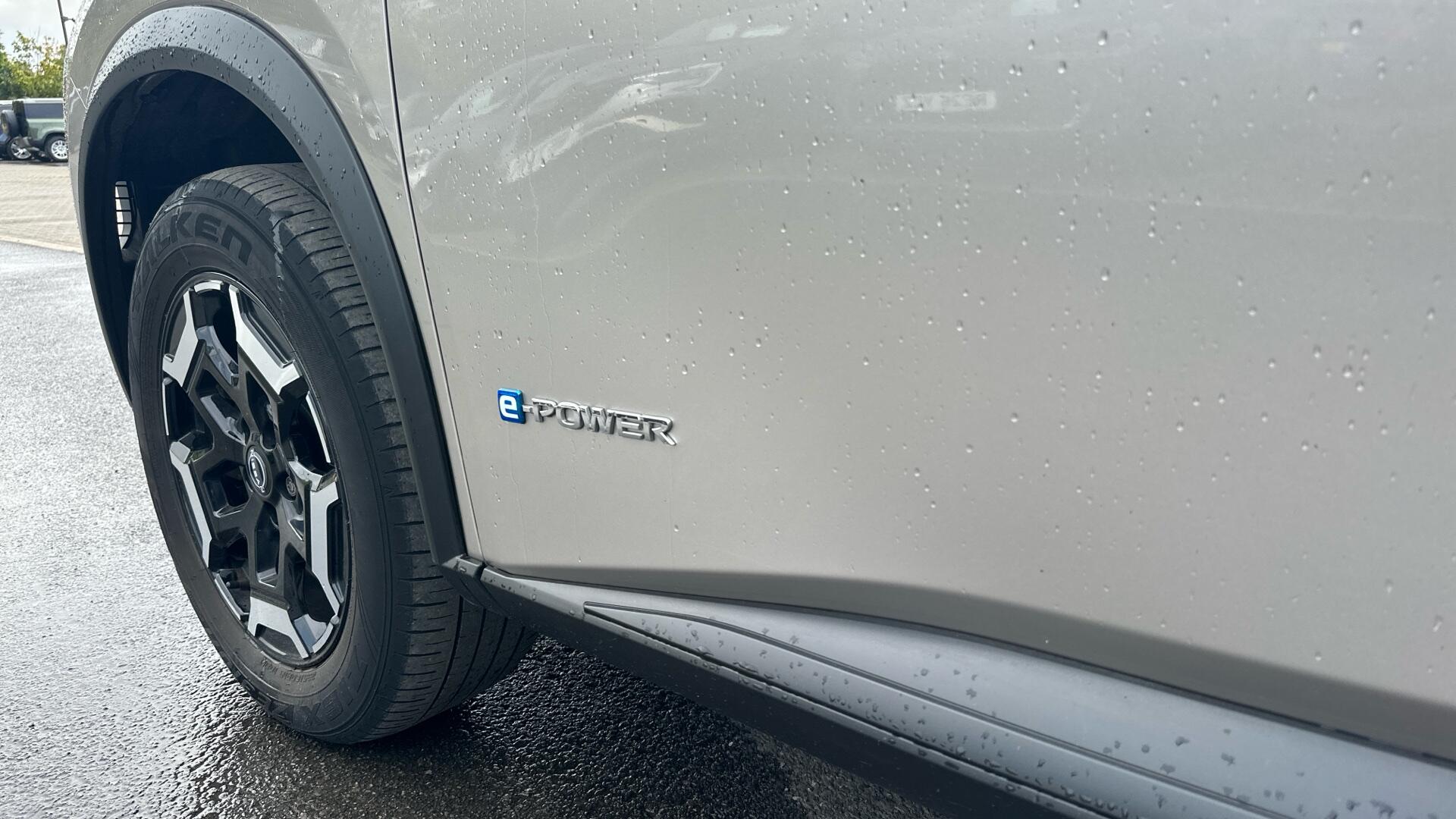 Nissan X-Trail view 38