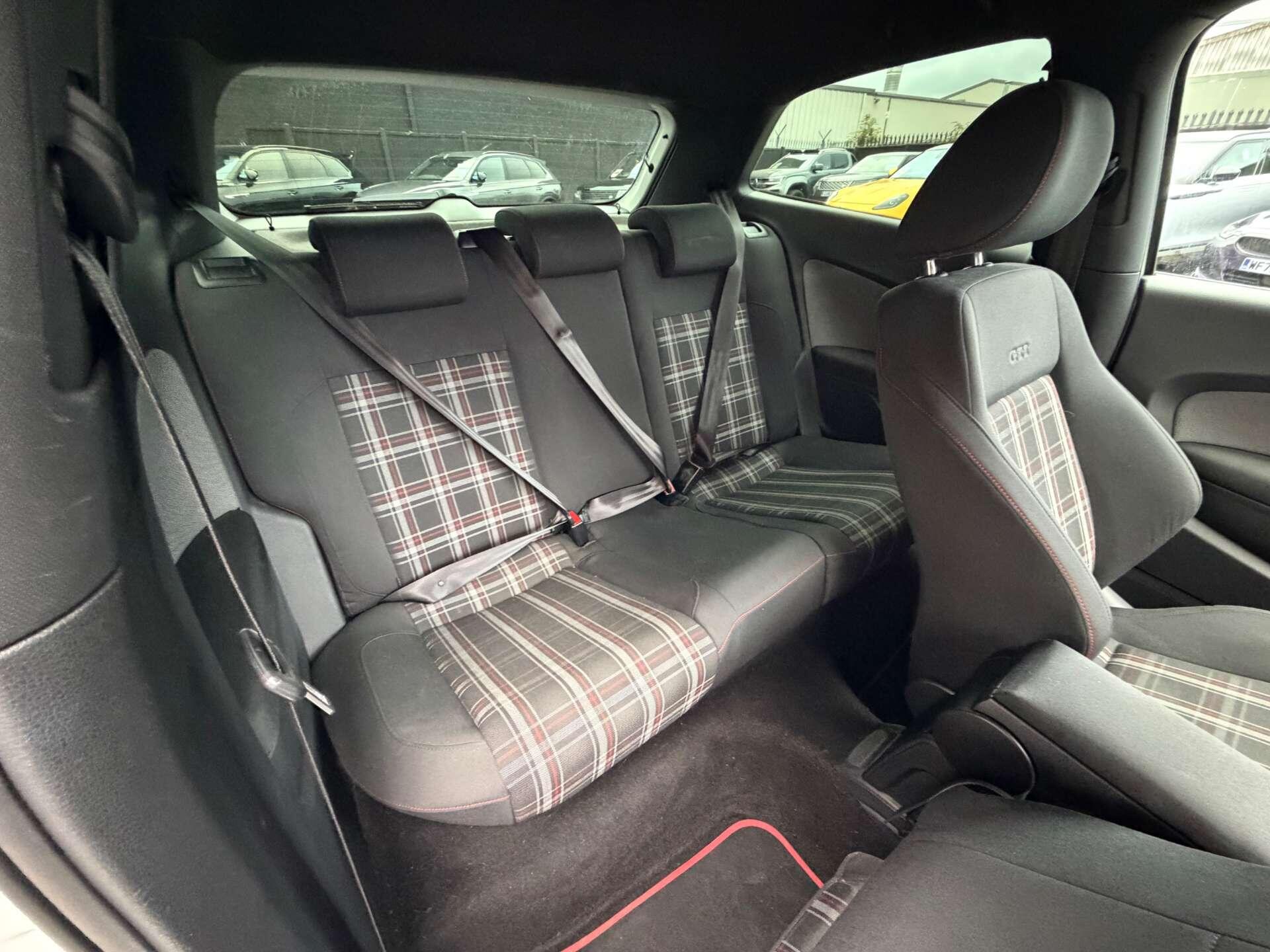 Volkswagen Polo view 11