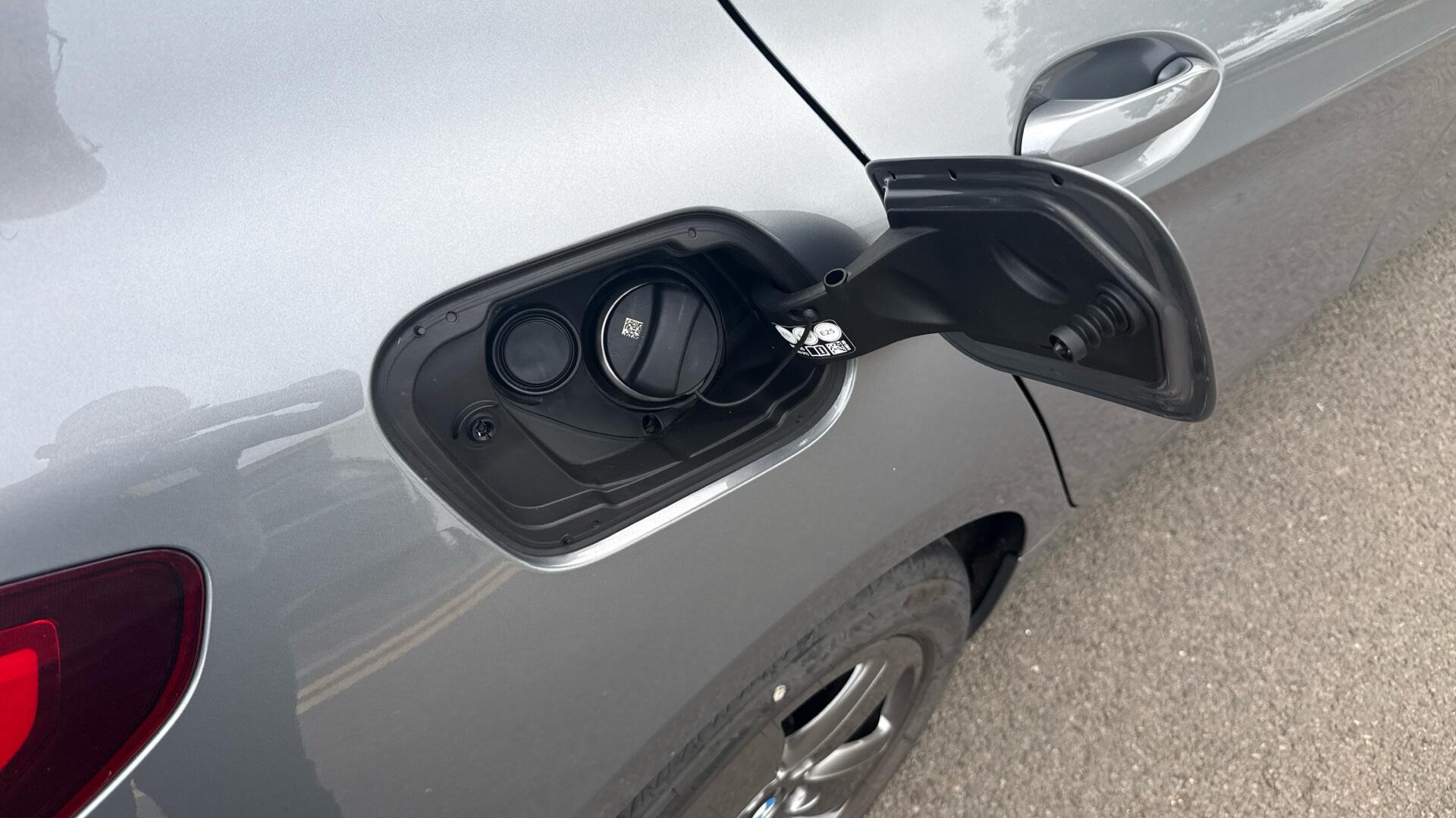 BMW 1 Series view 26