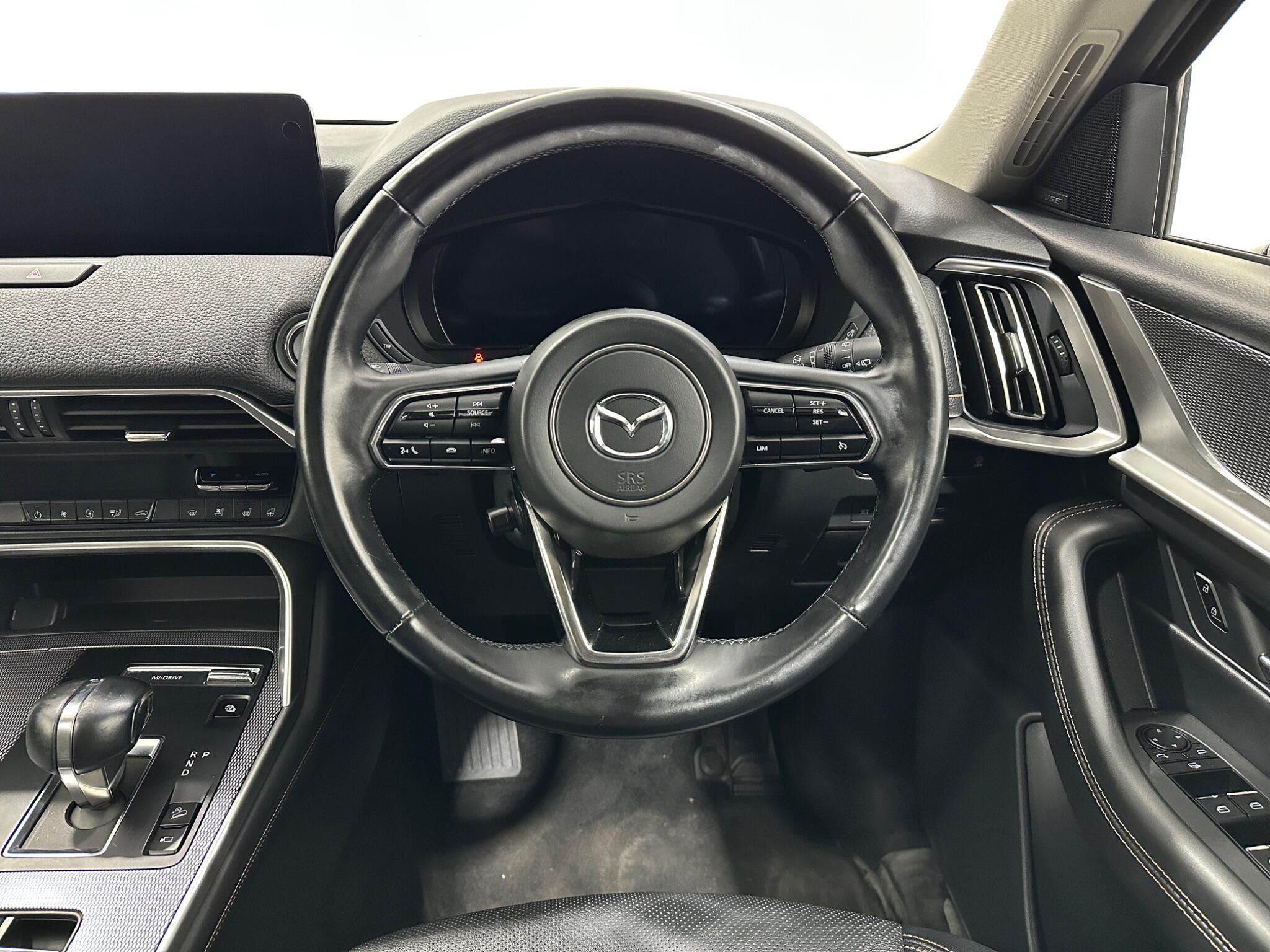 Mazda CX-60 view 13