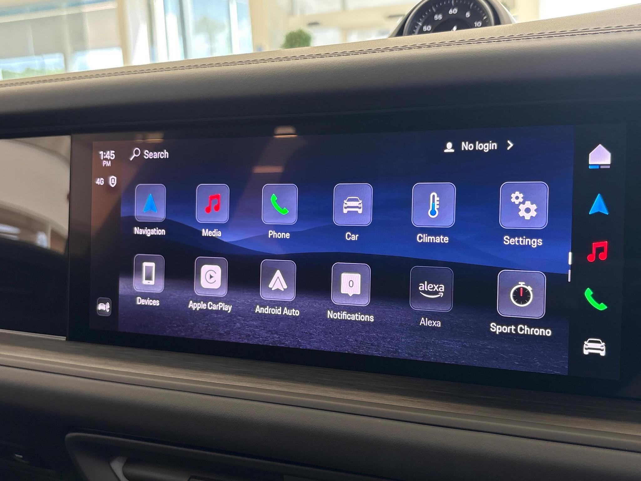 Porsche Cayenne view 31