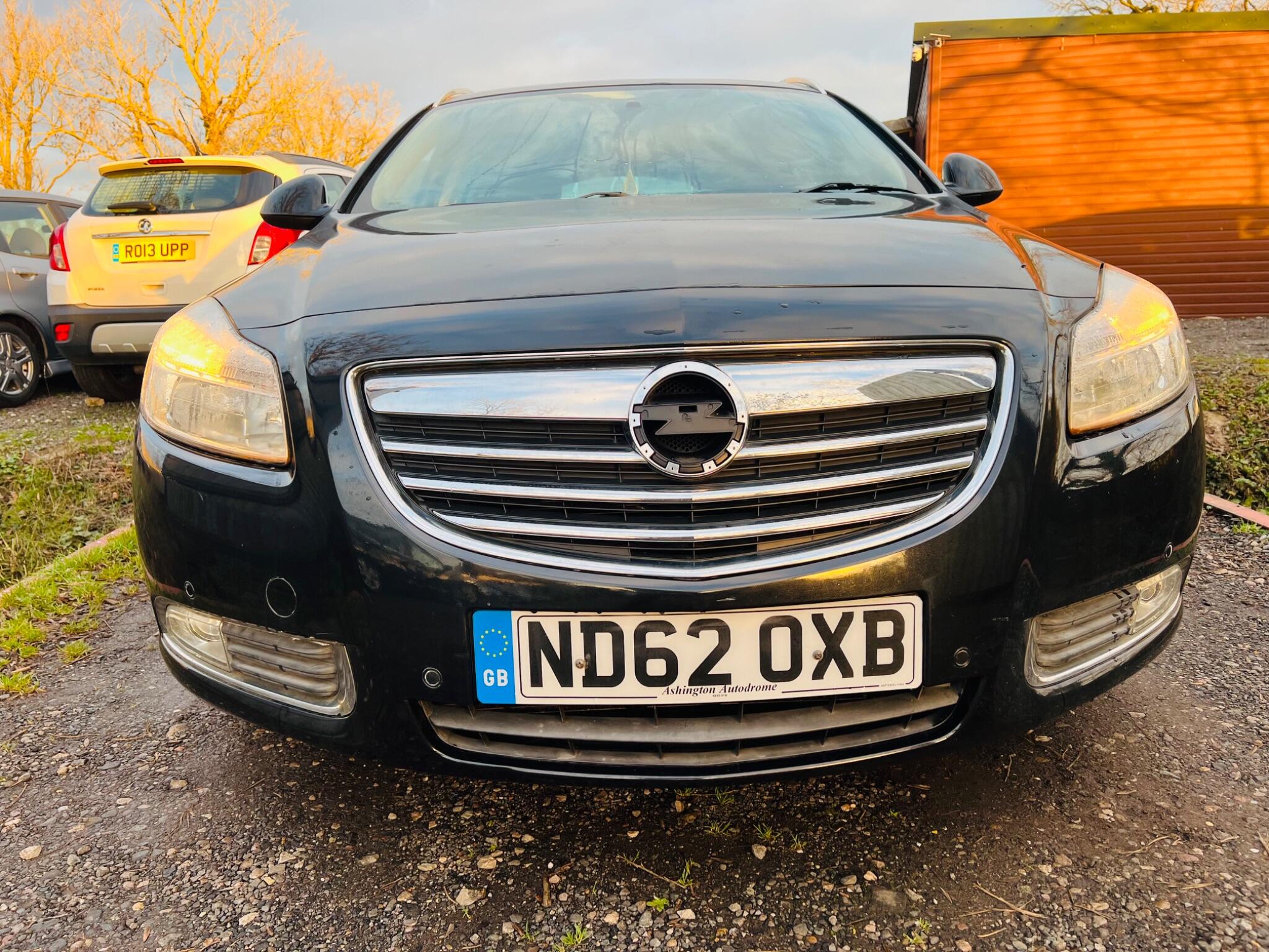 2013 Vauxhall Insignia 2.0 CDTi ecoFLEX SRi Sports Tourer Euro 5 (s/s) 5dr • 116,197 miles image 3