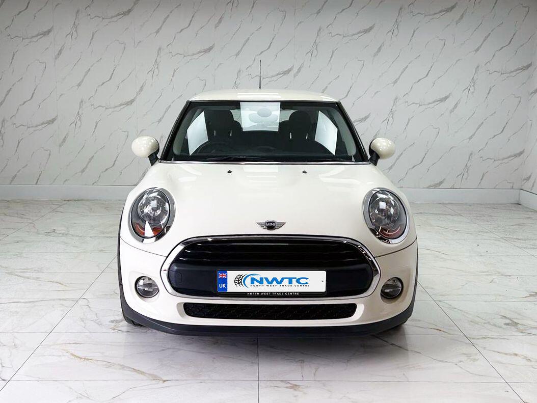 MINI Hatch view 5