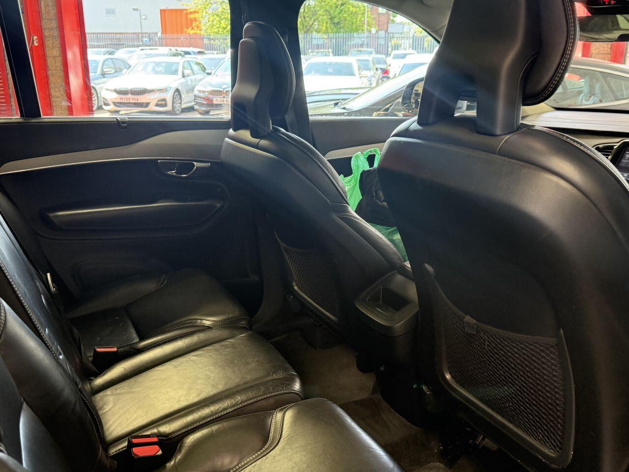 Volvo XC90 view 64