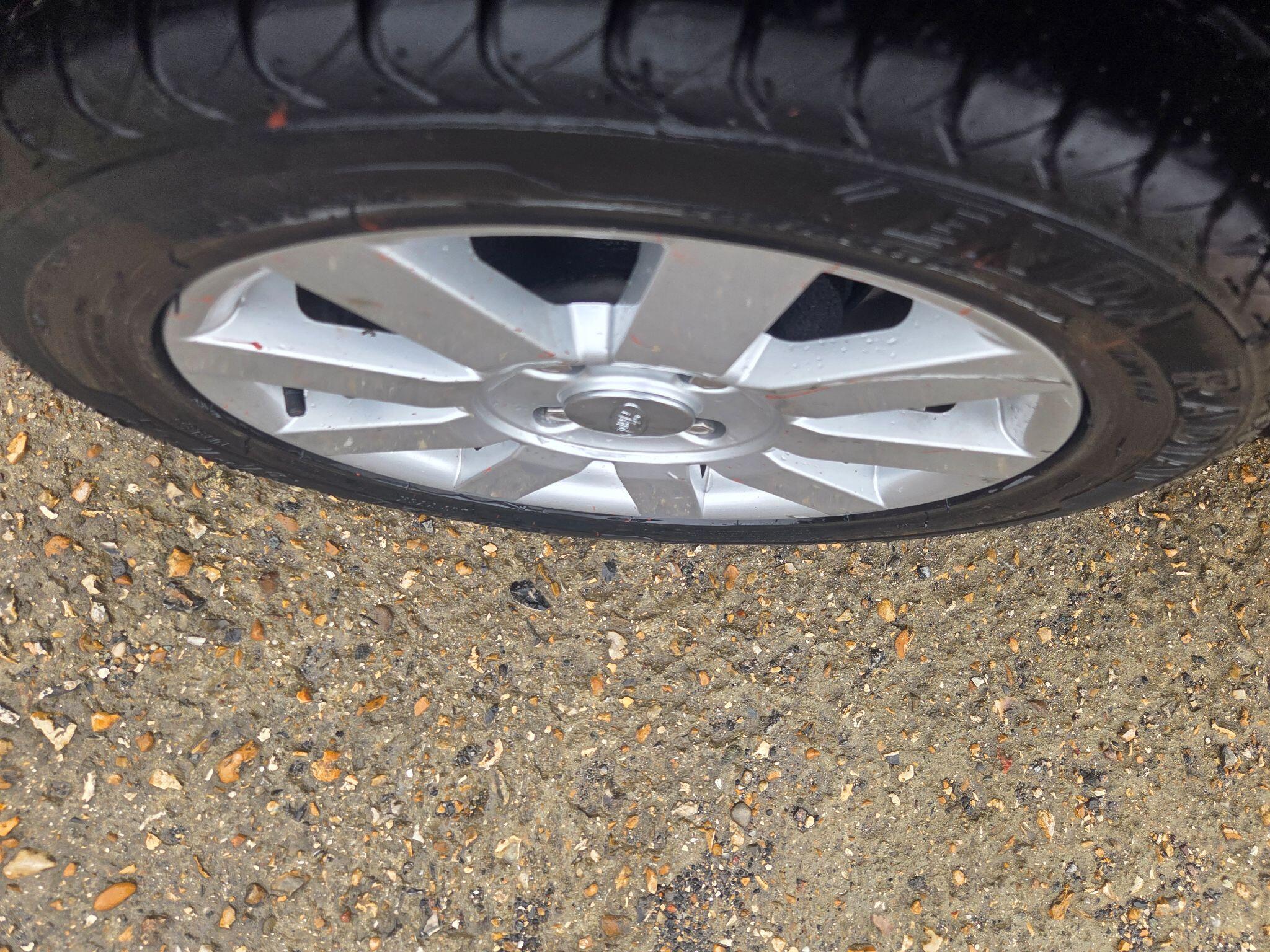 Ford Puma view 17