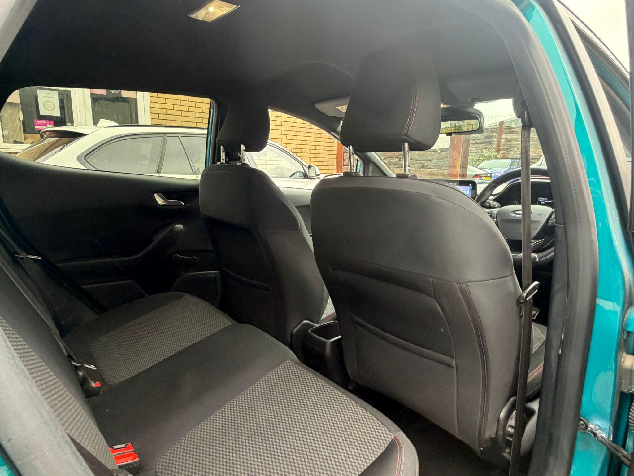 Ford Fiesta view 14