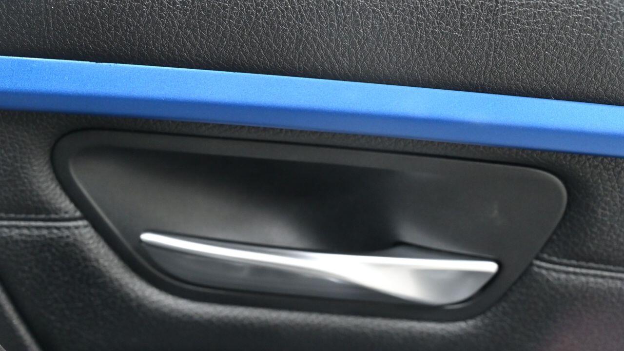 BMW 3 Series view 39