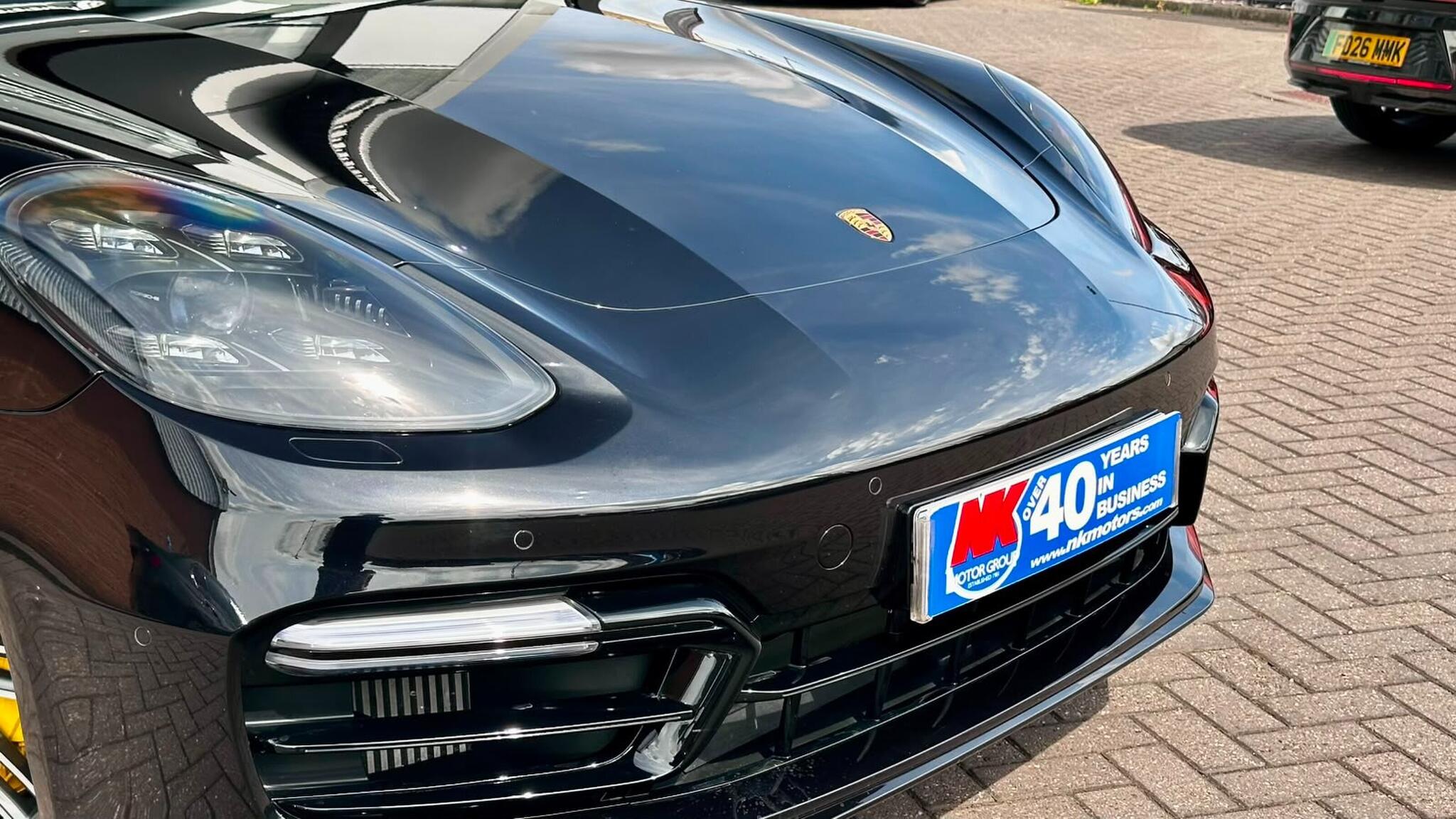 Porsche Panamera view 4
