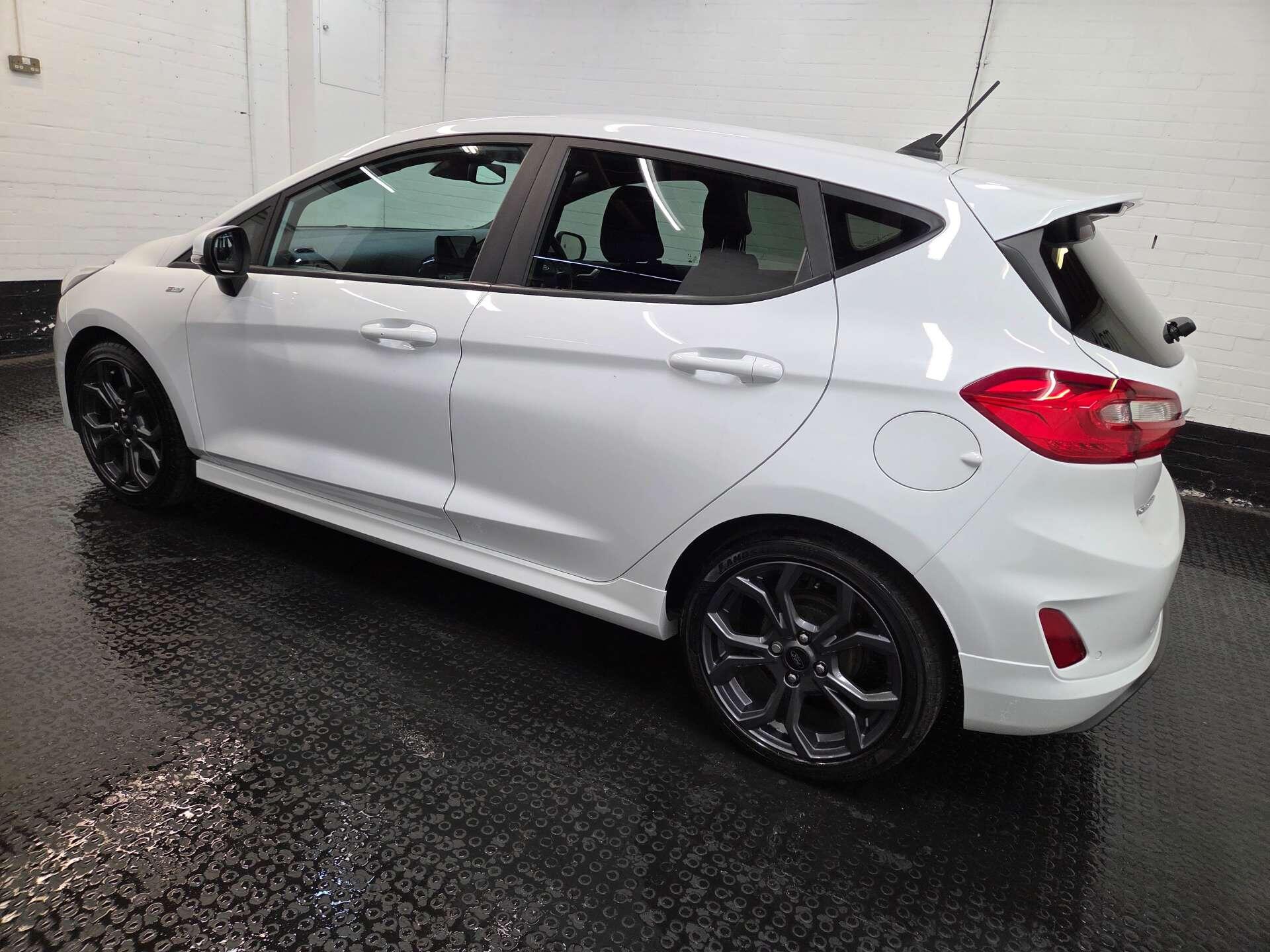 Ford Fiesta view 32