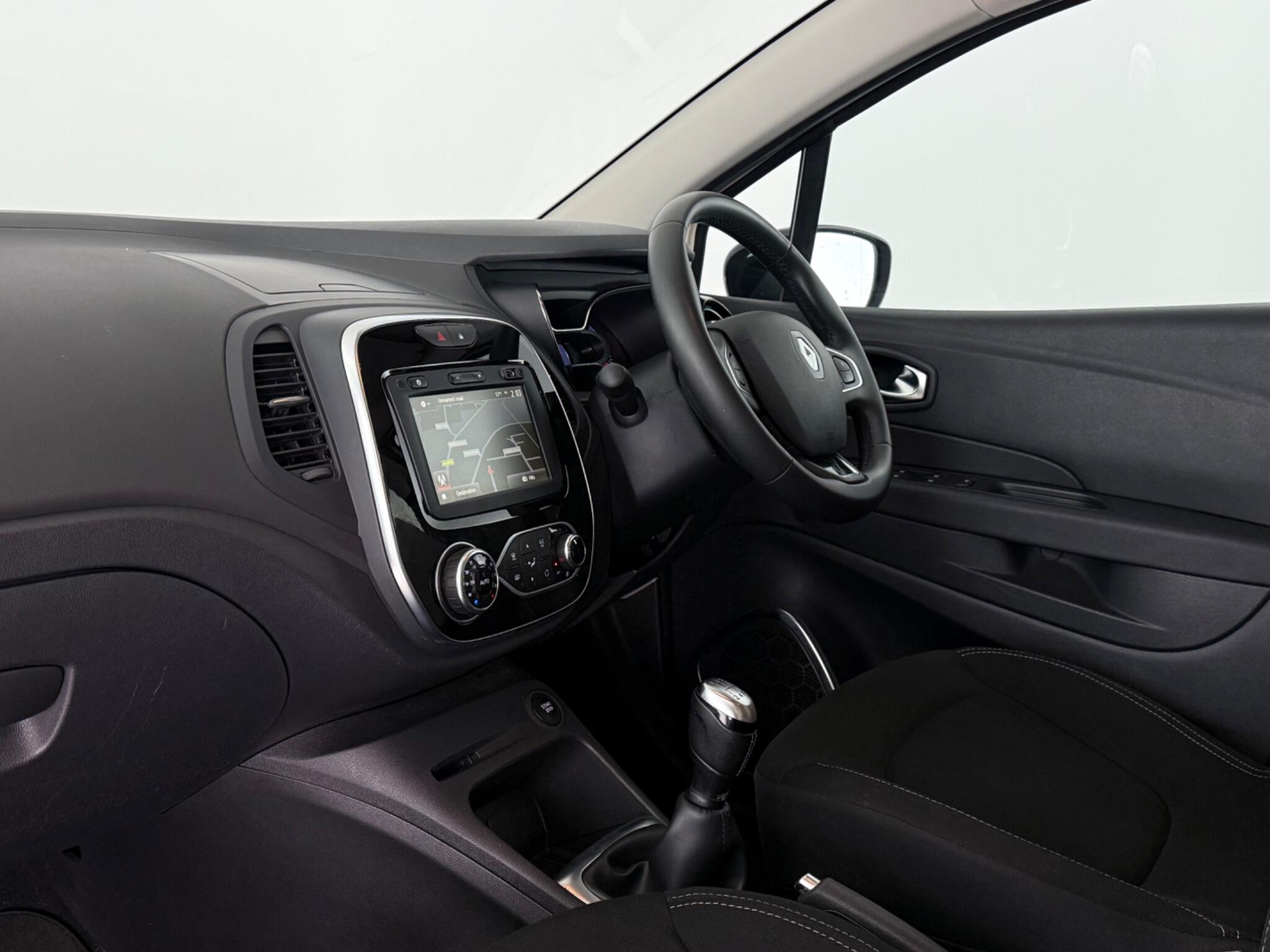 Renault Captur view 4