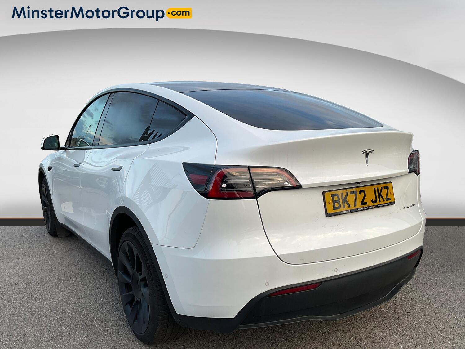 Tesla Model Y view 4