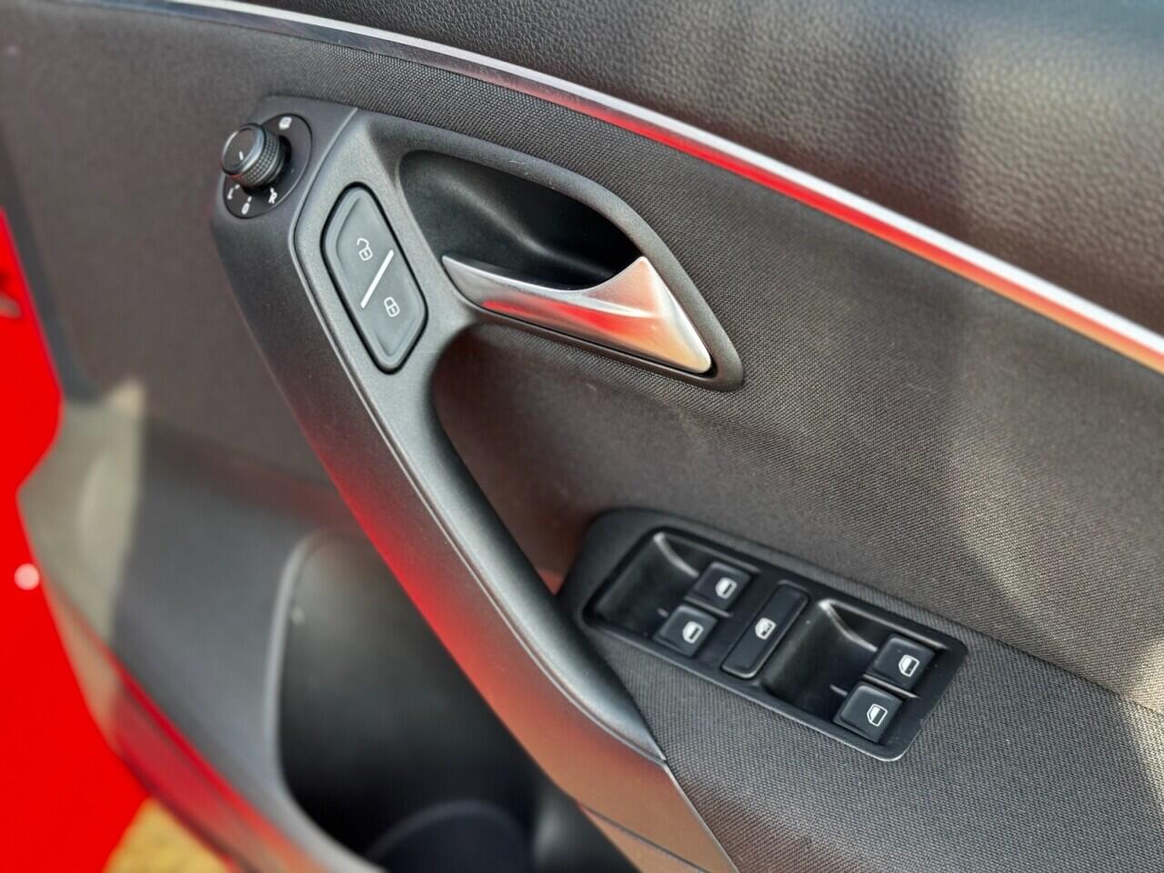Volkswagen Polo view 25