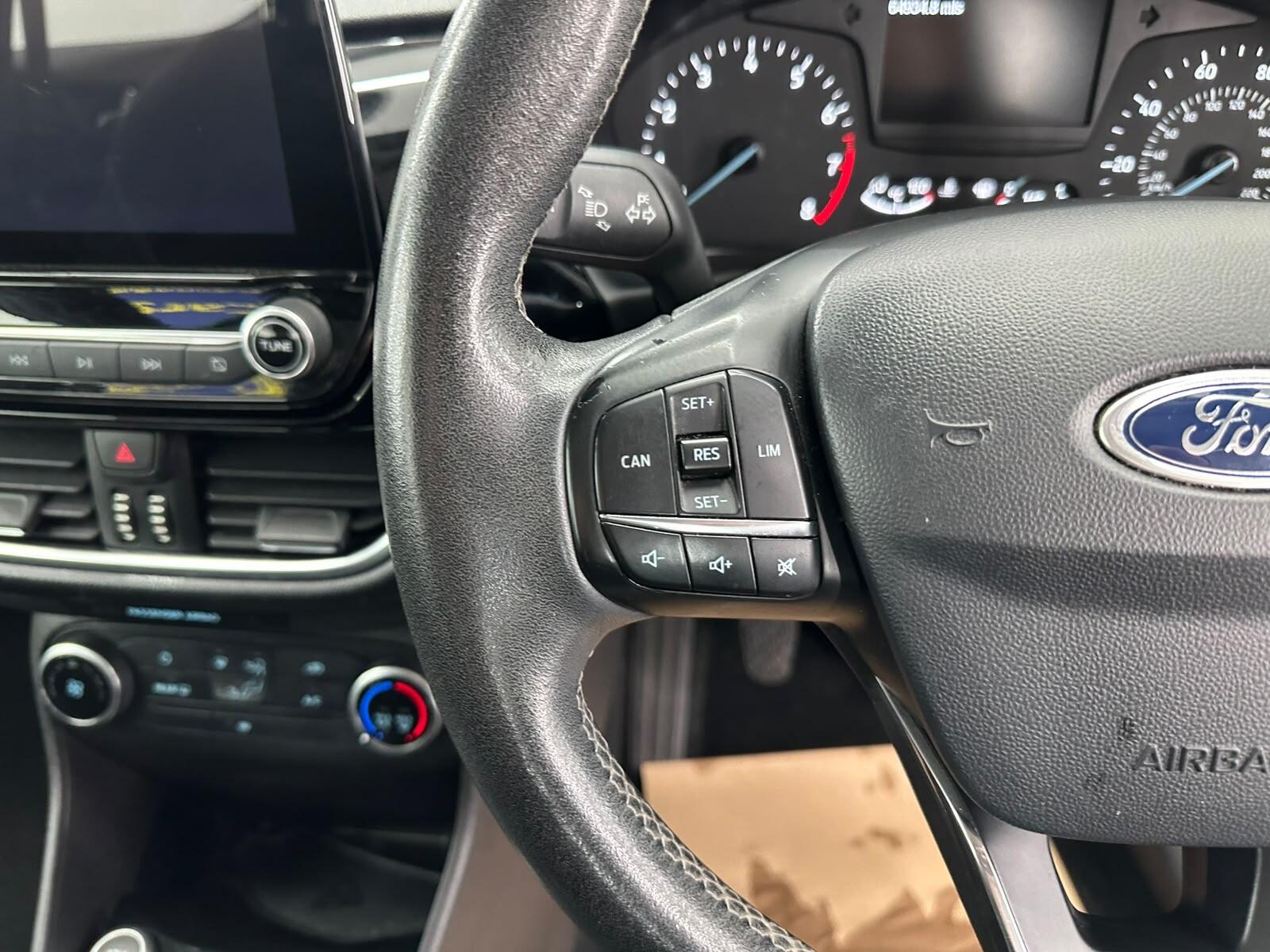 Ford Fiesta view 34