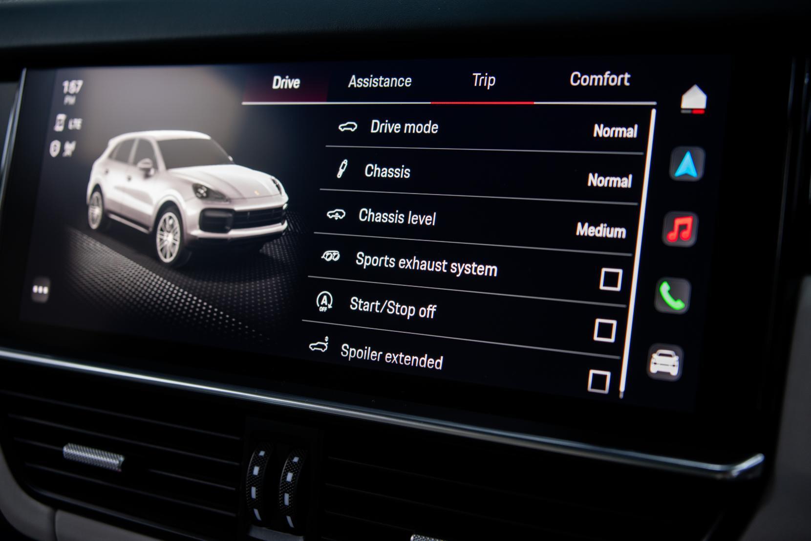 Porsche Cayenne view 24