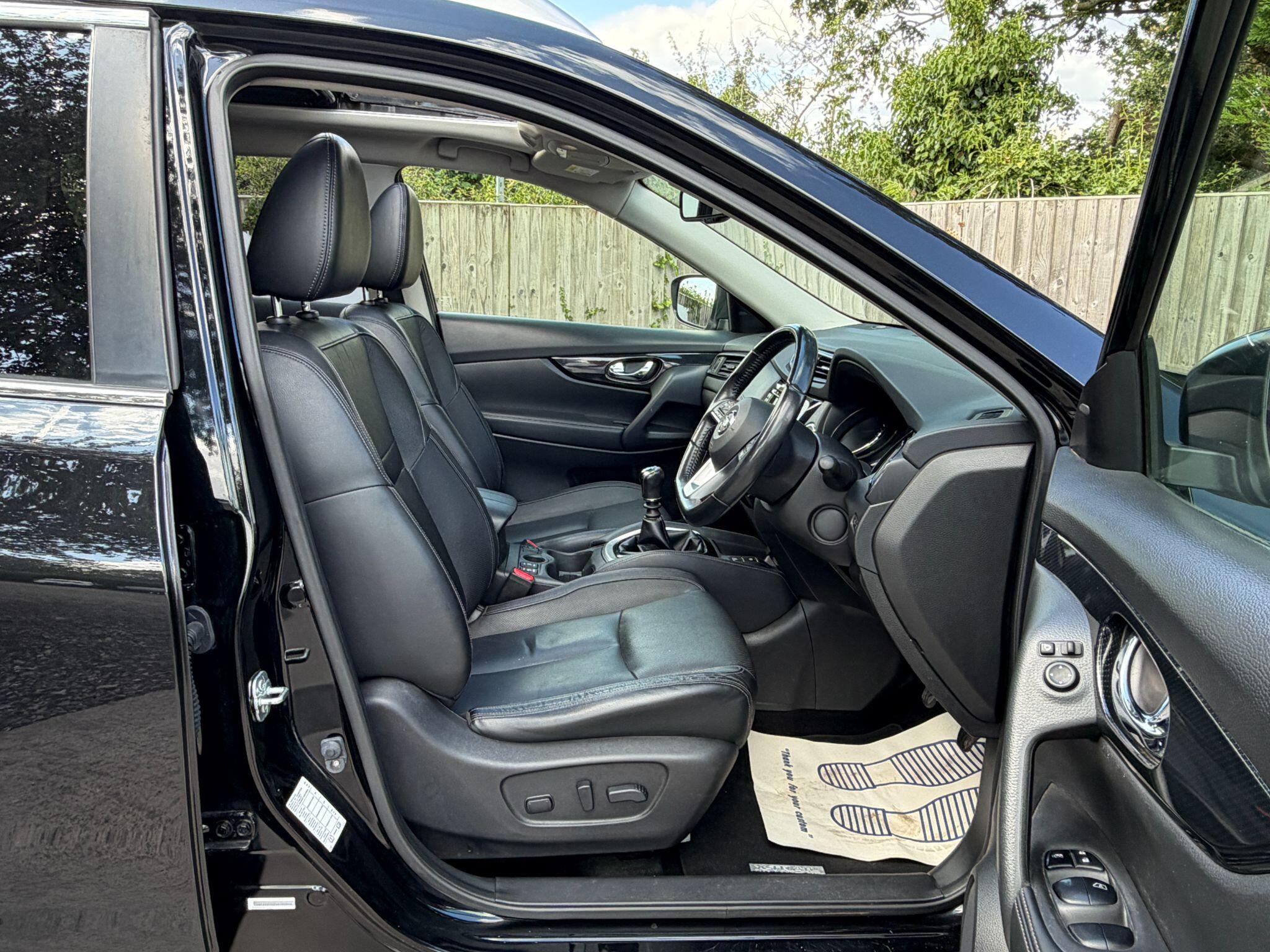 Nissan X-Trail view 10