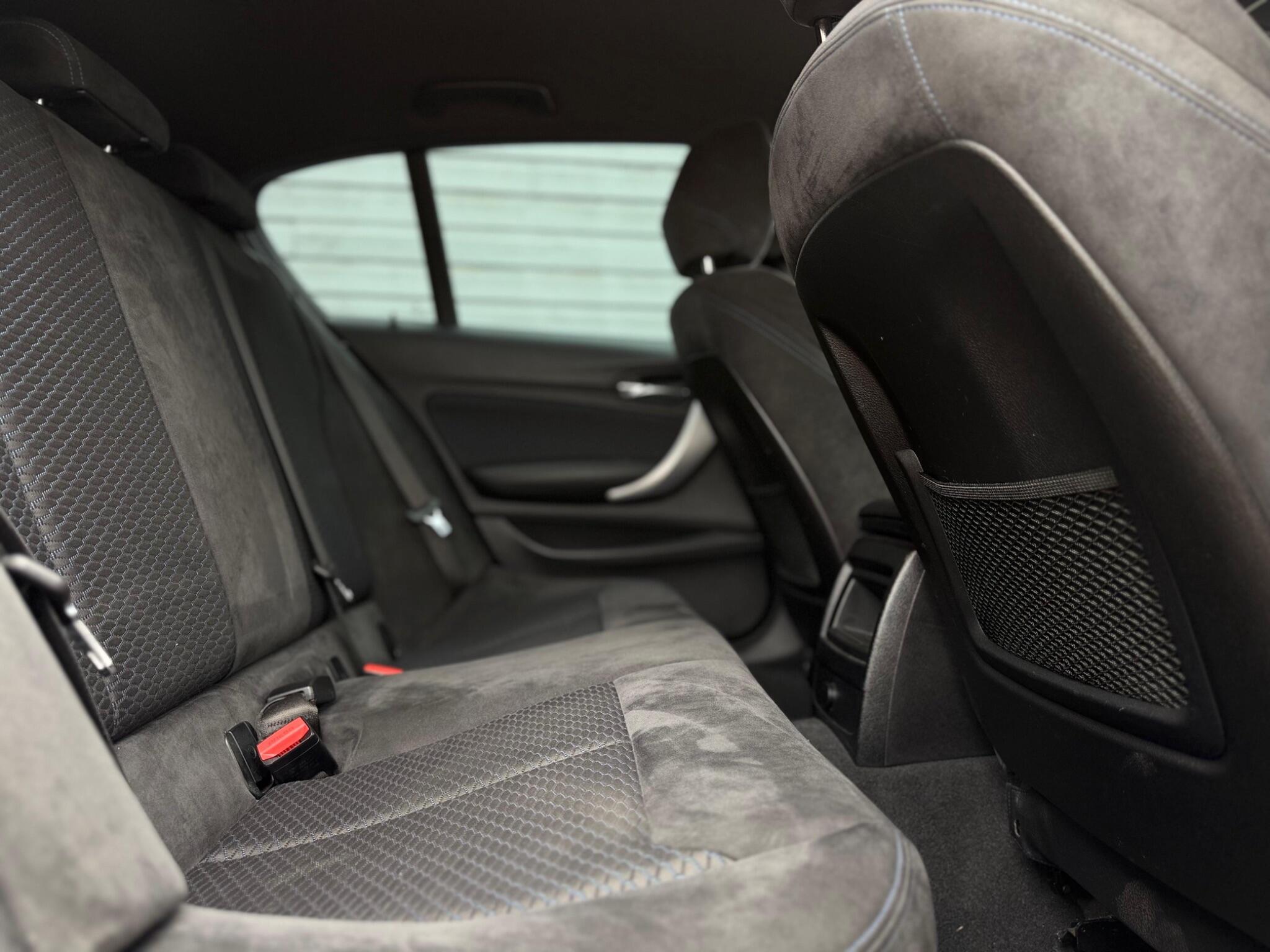 BMW 1 Series view 34
