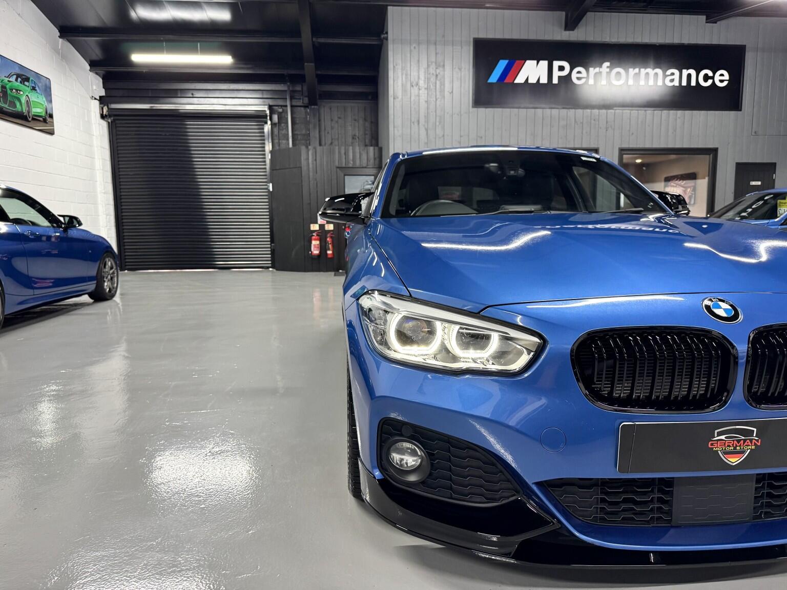 BMW 1 Series view 28