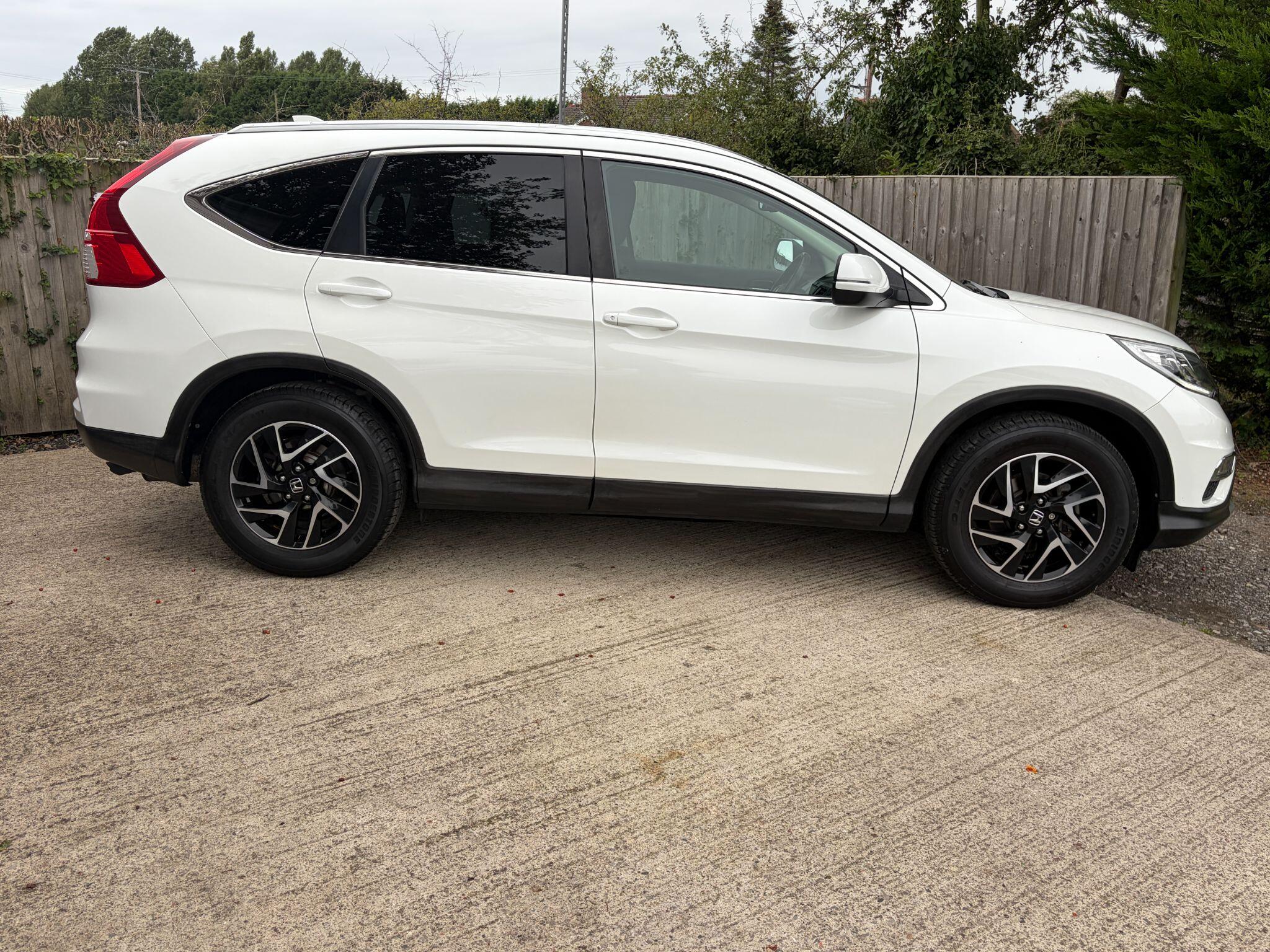 Honda CR-V view 7