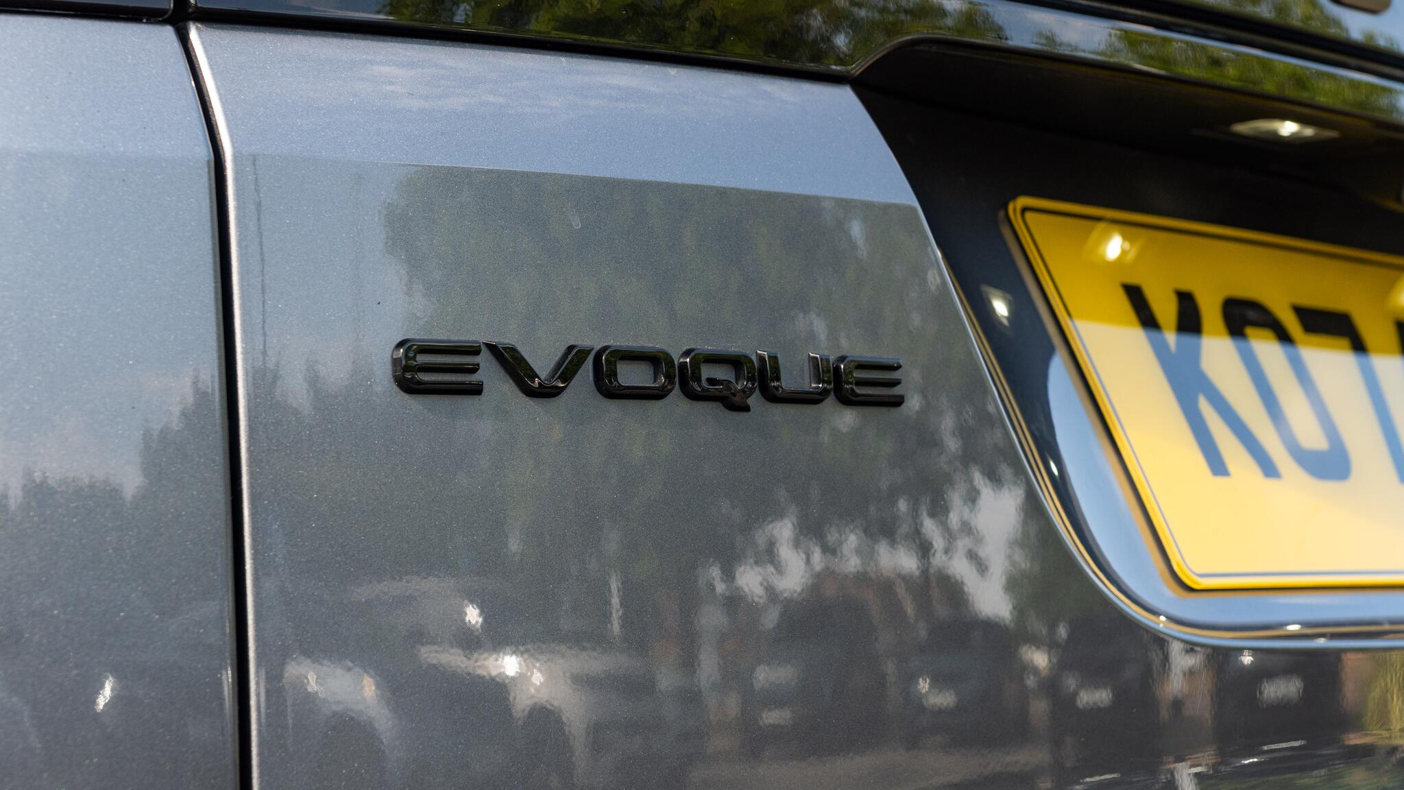 Land Rover Range Rover Evoque view 82