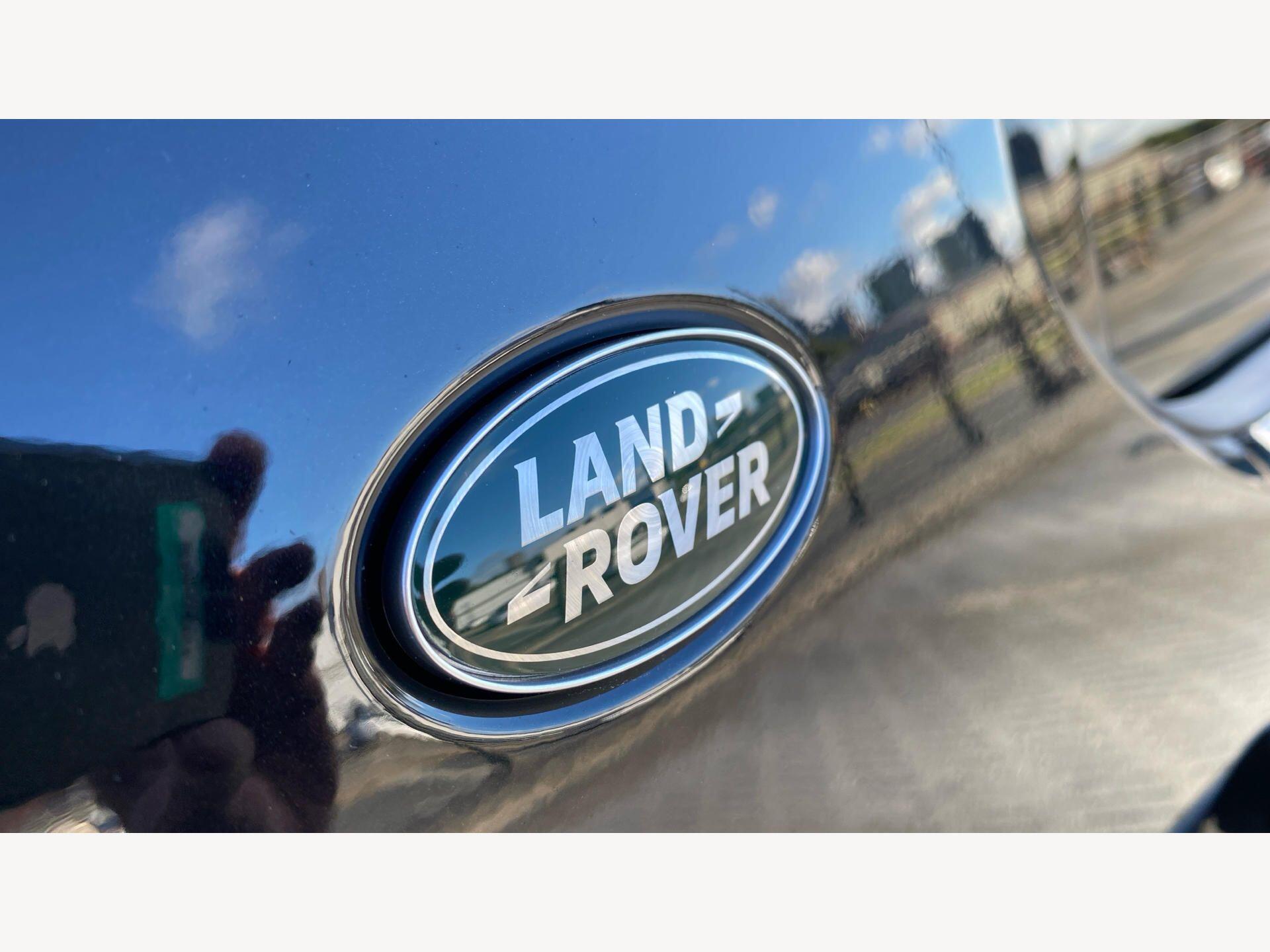 Land Rover Discovery view 24