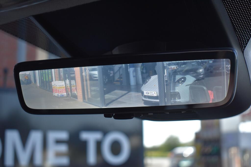 Ford Transit Custom view 57