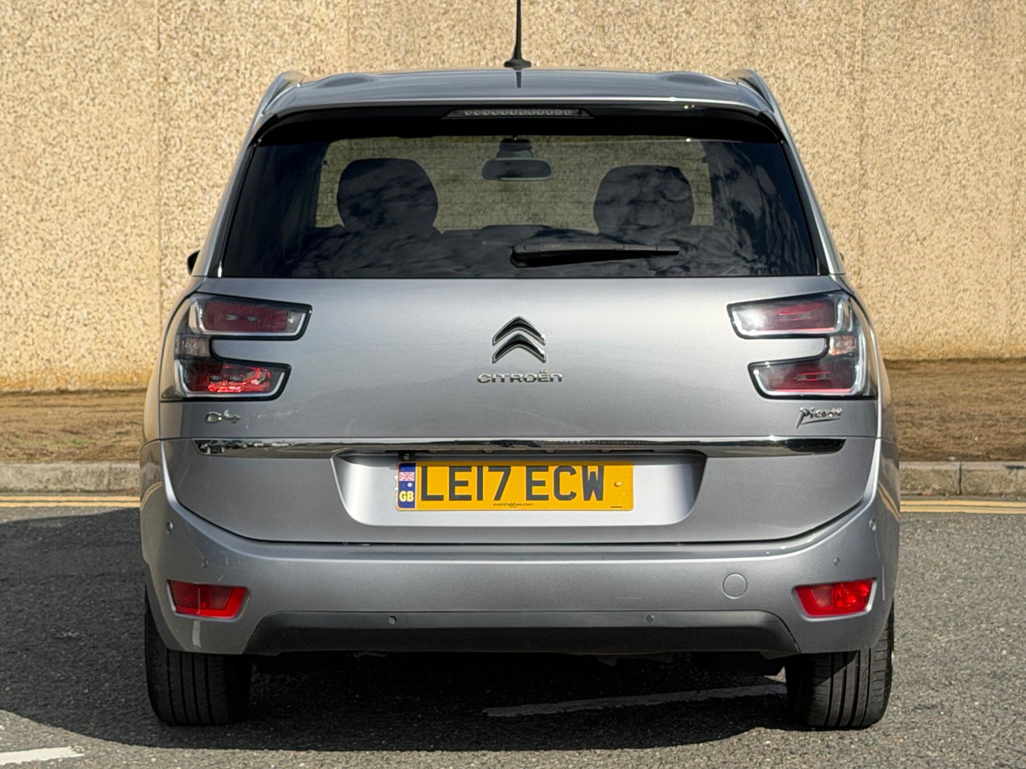 Citroen Grand C4 Picasso view 13