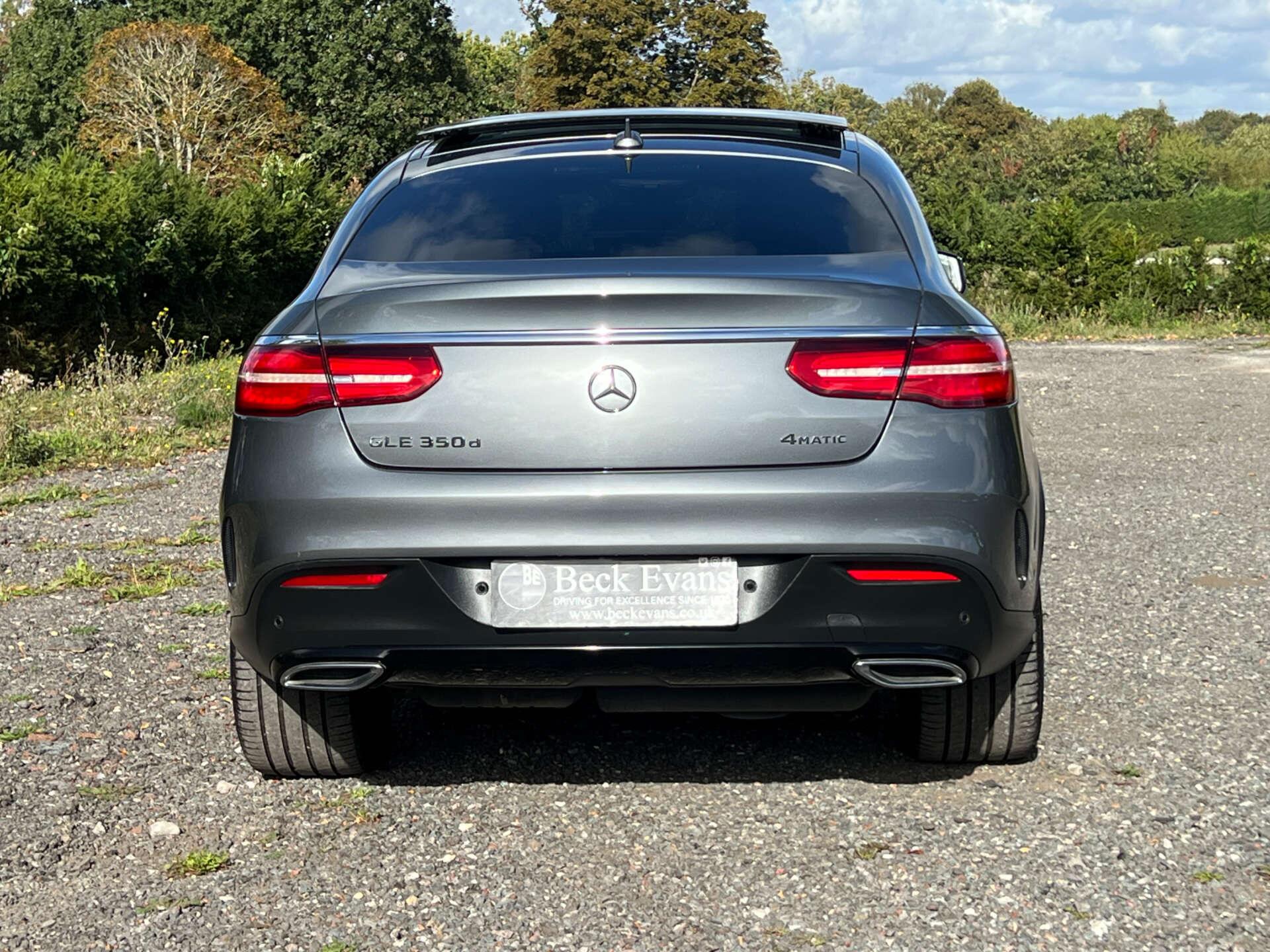 Mercedes-Benz GLE view 10