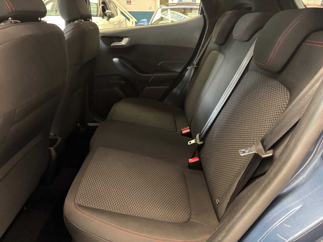 Ford Fiesta view 22